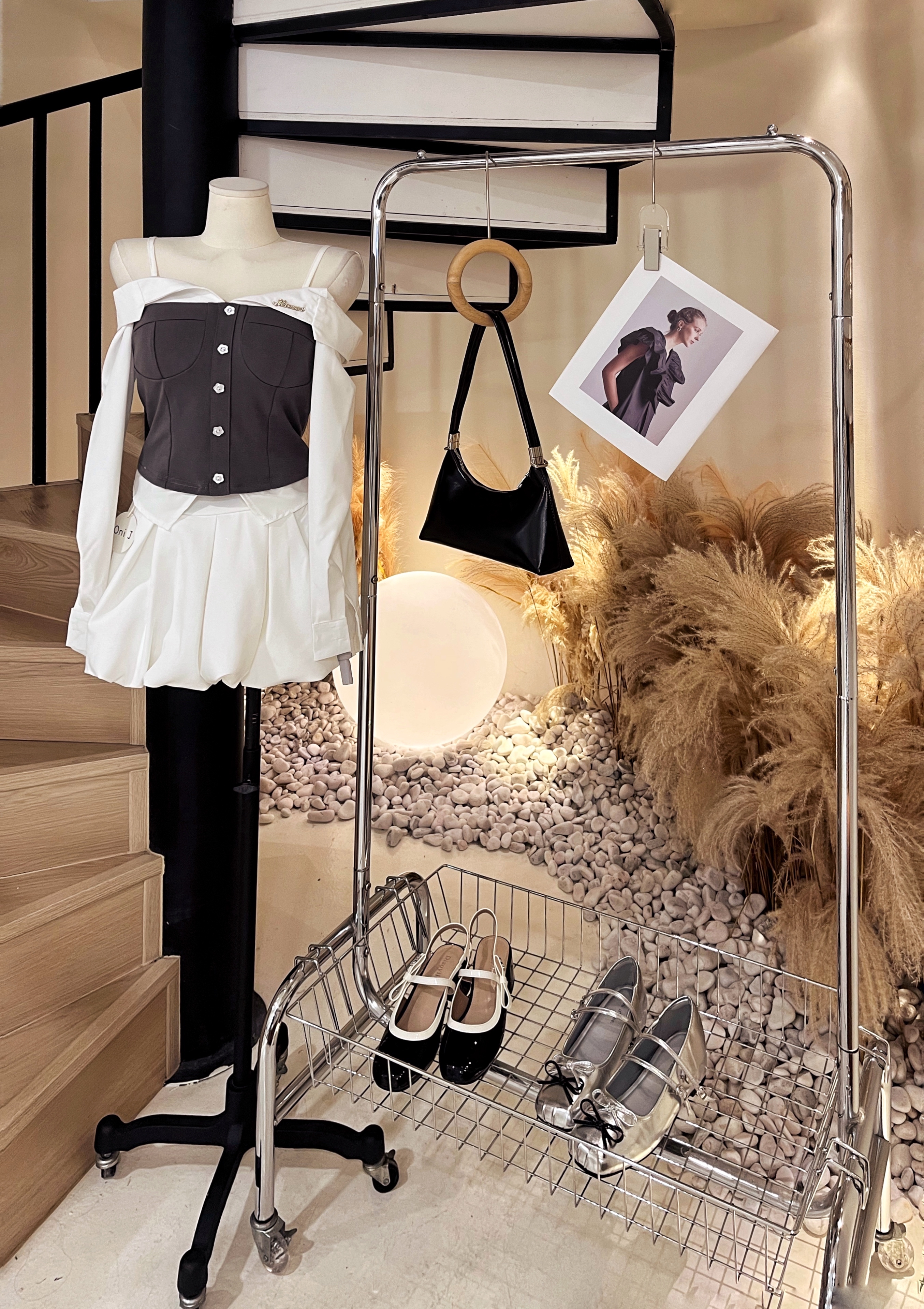 M M胸垫上衣+弹力裤裙