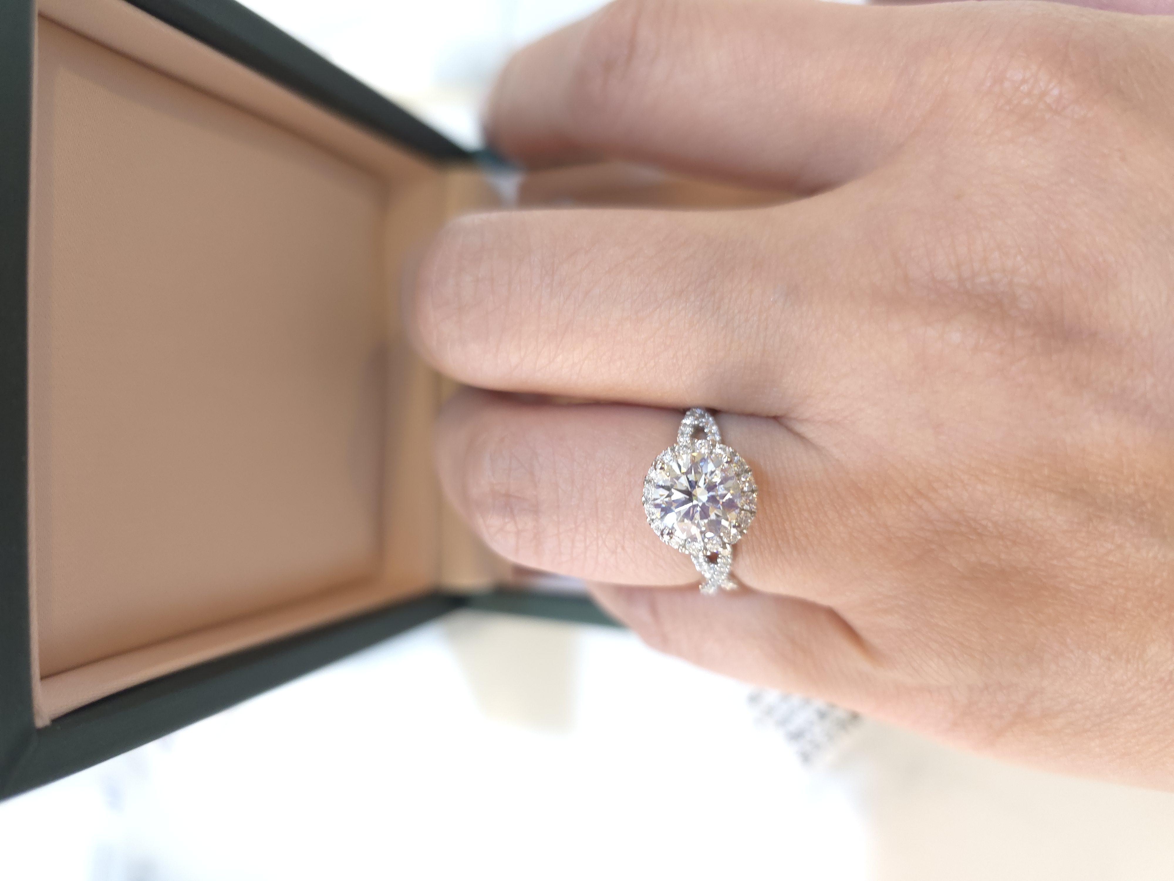 pt950培育鑽石戒指 D1.57 d0.491 E/VVS2 S13