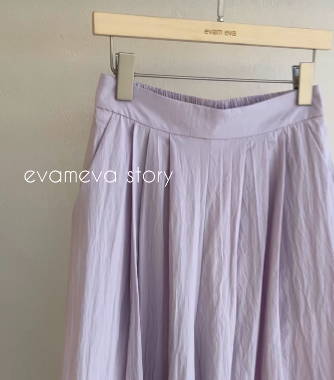 High-Waisted Pleated Wide-Leg Pants ‖ 高腰垂感百褶阔腿裤 KR049929