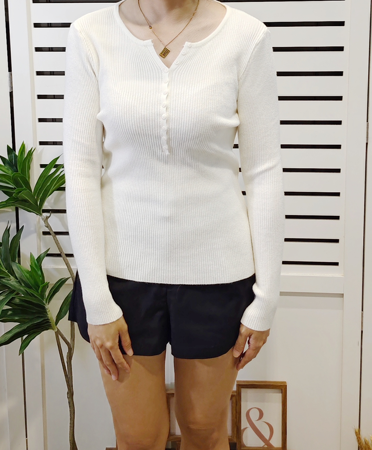 S1785 Henley Knitted Wear
