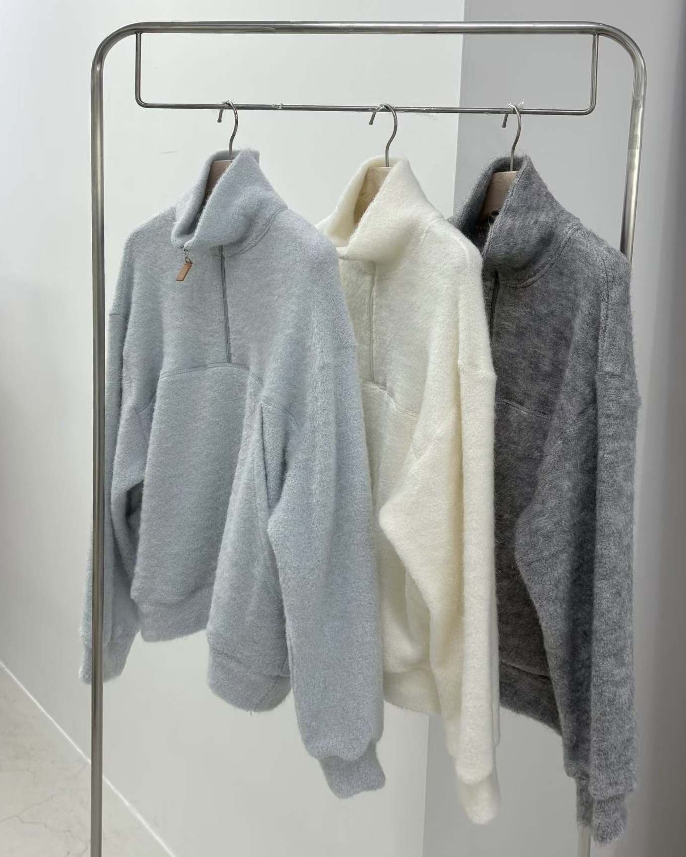 \ 舒適休閒美 / 毛絨拉鍊TOP