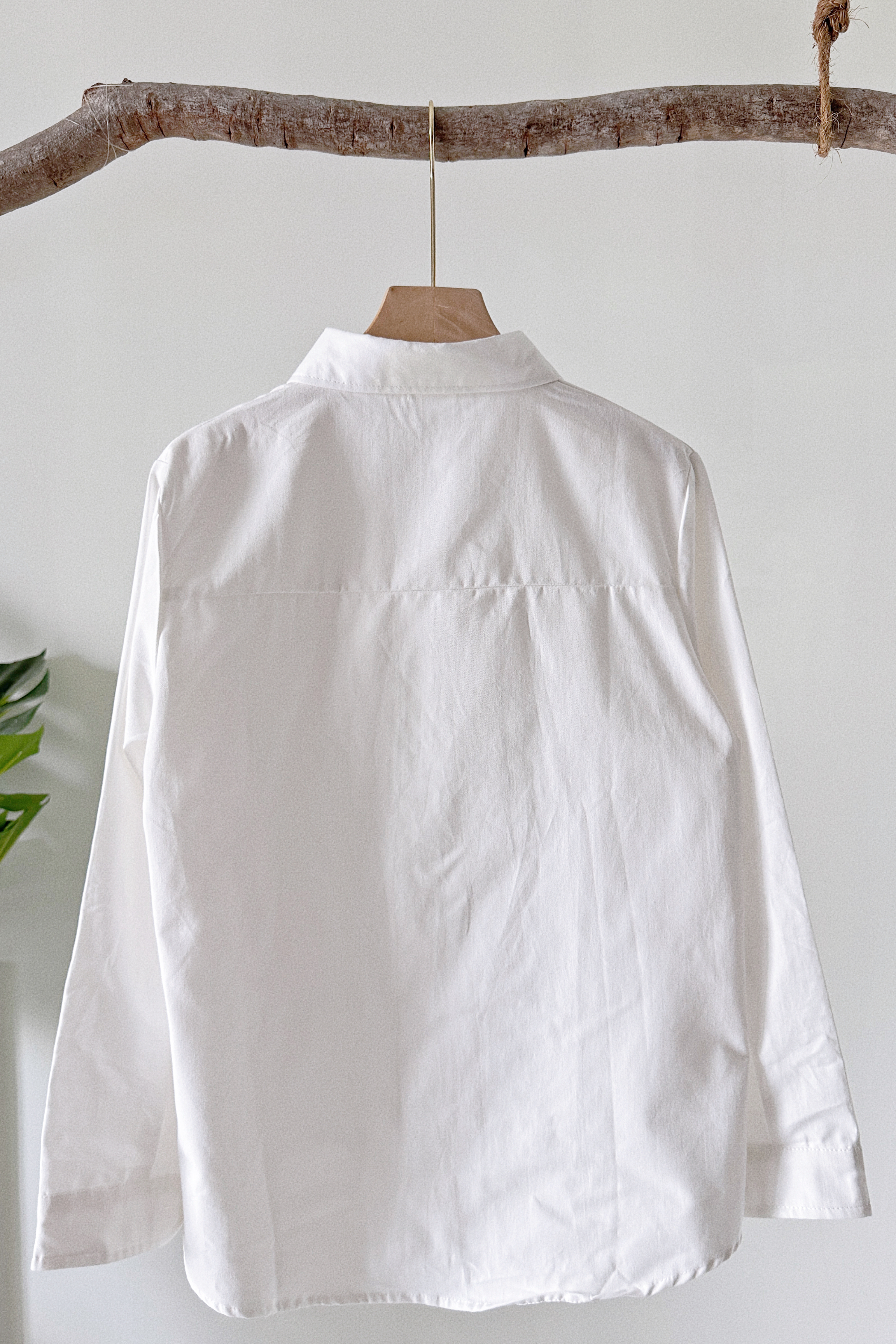 【小小满足🍔】设计款刺绣白衬衫 -（ 下单后2-3制作日）