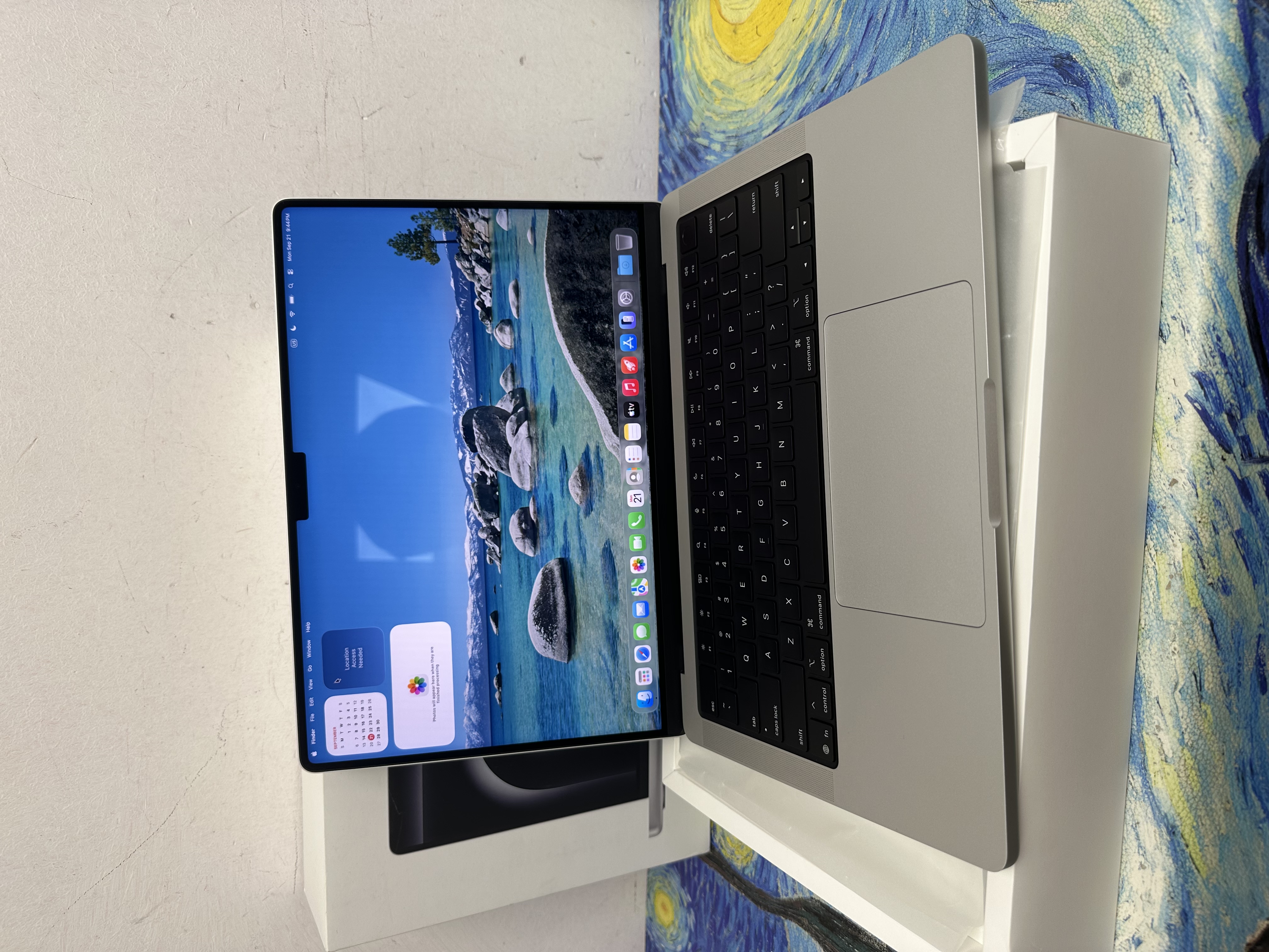#6181 全新質素 APPLE  MacBook Pro M5 2025 M5 CPU/16GB Ram/1TB SSD/10核心GPU/Liquid Retina XDR Mon/14吋/銀色/Gaming Laptop / Notebook / as new / Netflix /Movie / MacbookPro / Pro M5