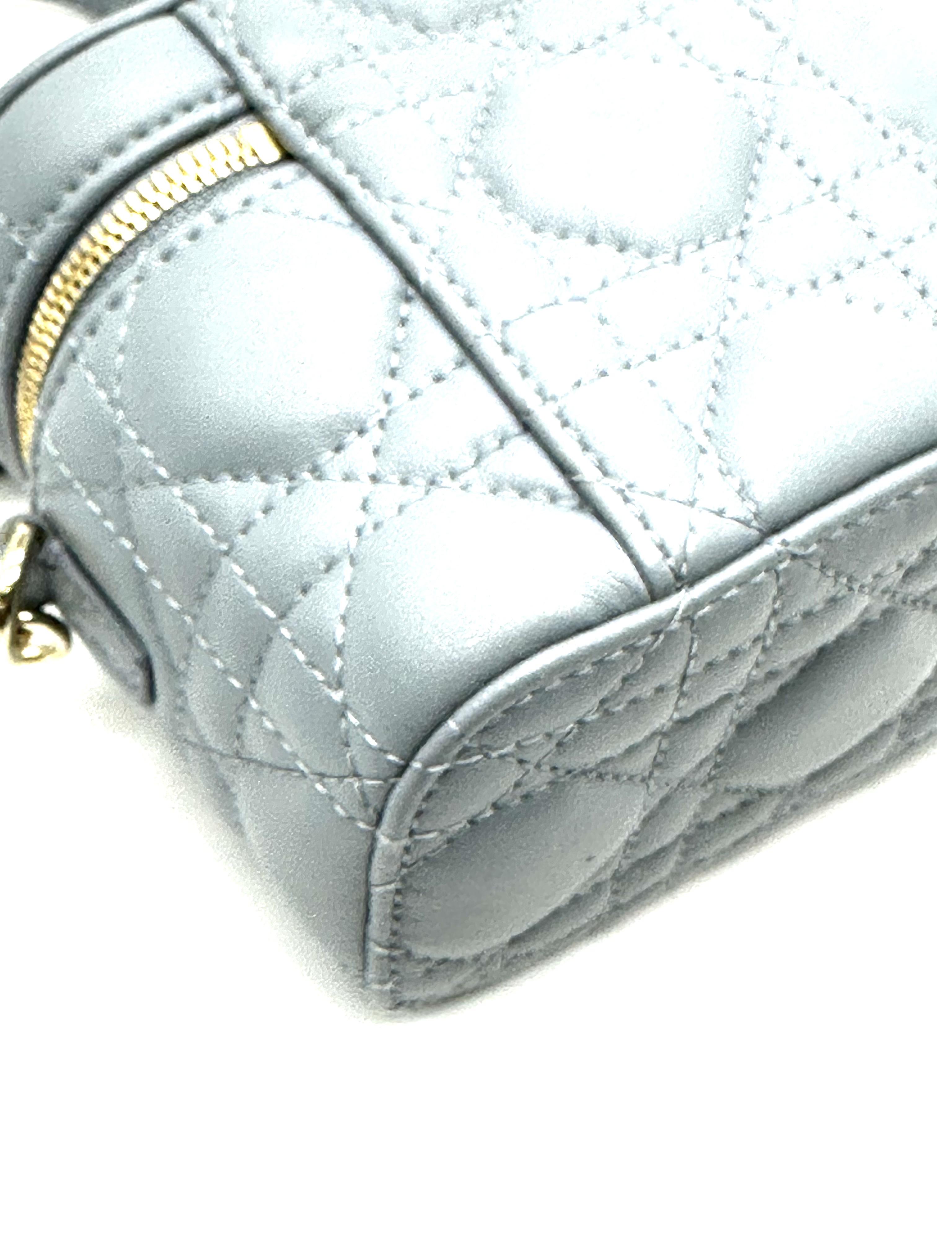 Pre-owned Dior Lady Dior Micro Vanity Case / Product Code: 26040404