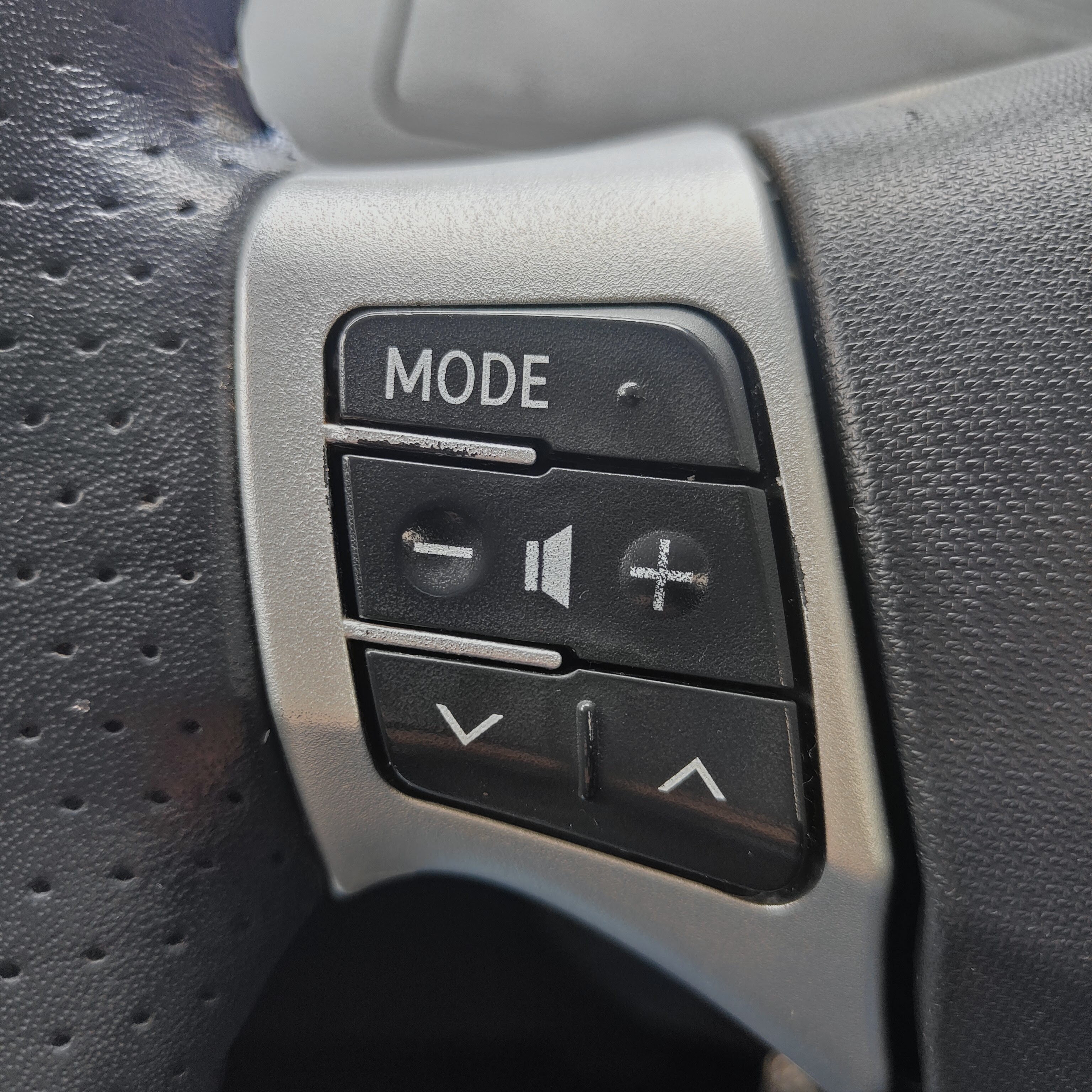 2019 PERODUA ALZA 1.5 AV 