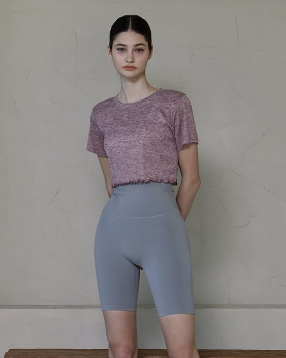 預購_DEVI-T0018  New Wave Holic Crop by Devi wear