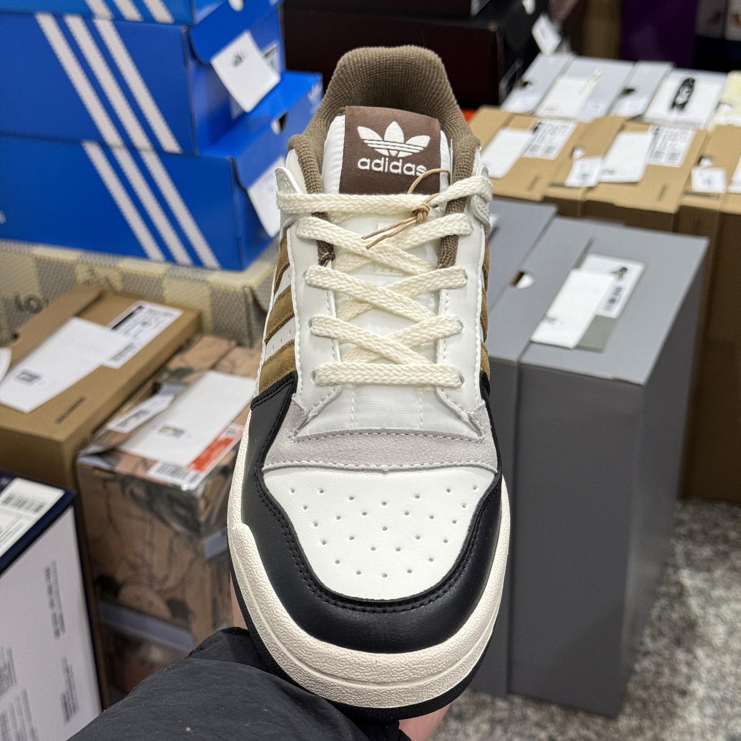 Adidas Forum Low CL JQ8734