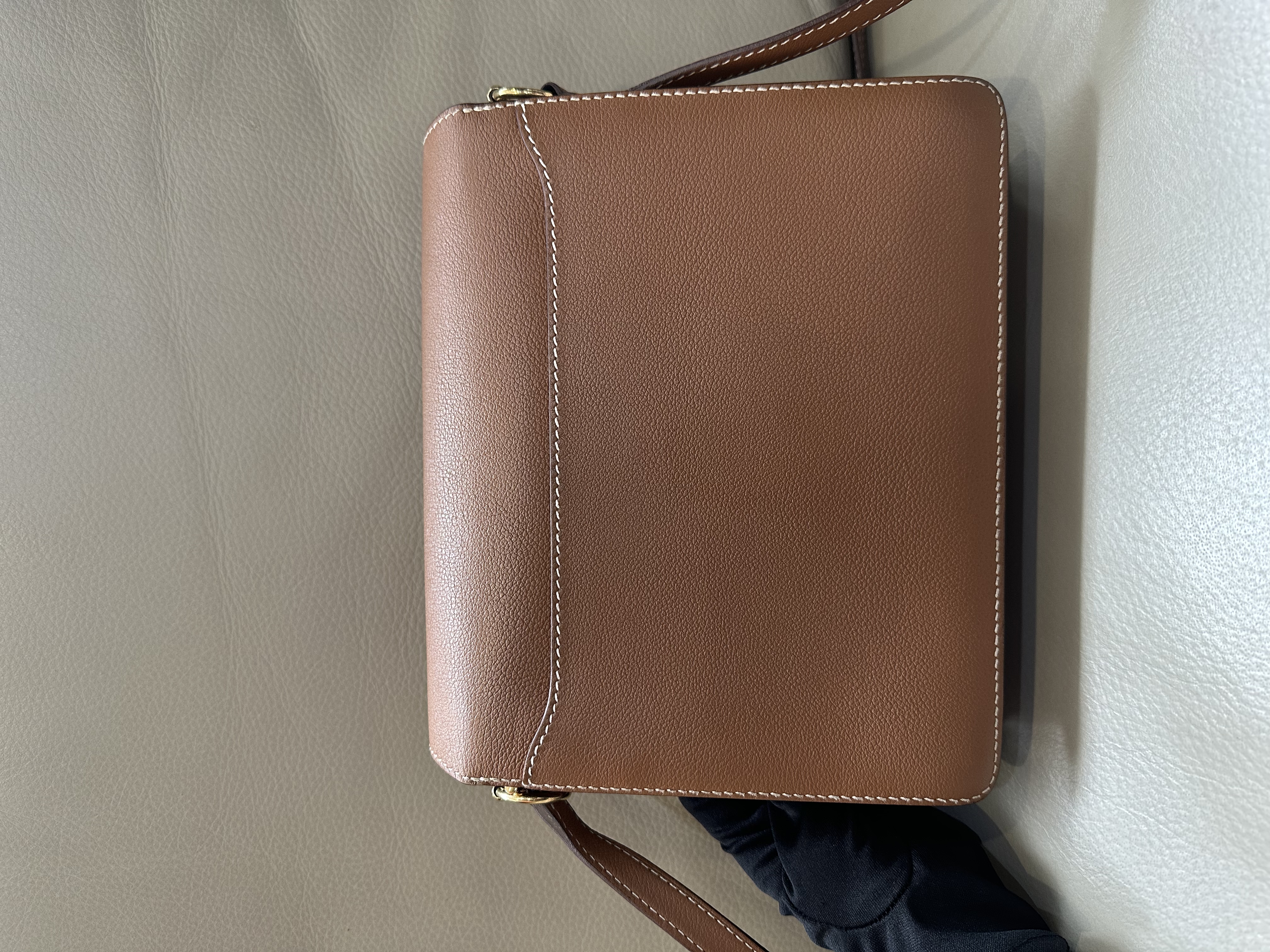 Pre-Owned HERMES Roulis 23 / Stamp D / Product Code: 26042501