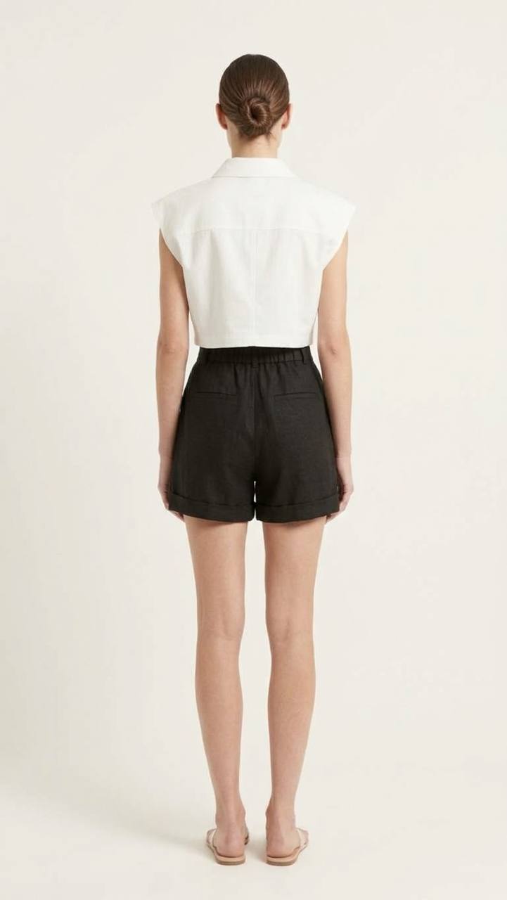 W2552 - Élan Tailored Cuffed Shorts