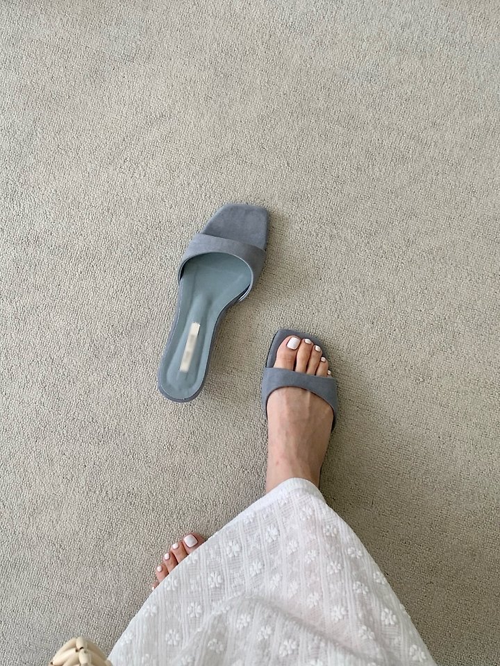 Suede Open-toe Sandals (3 colors)