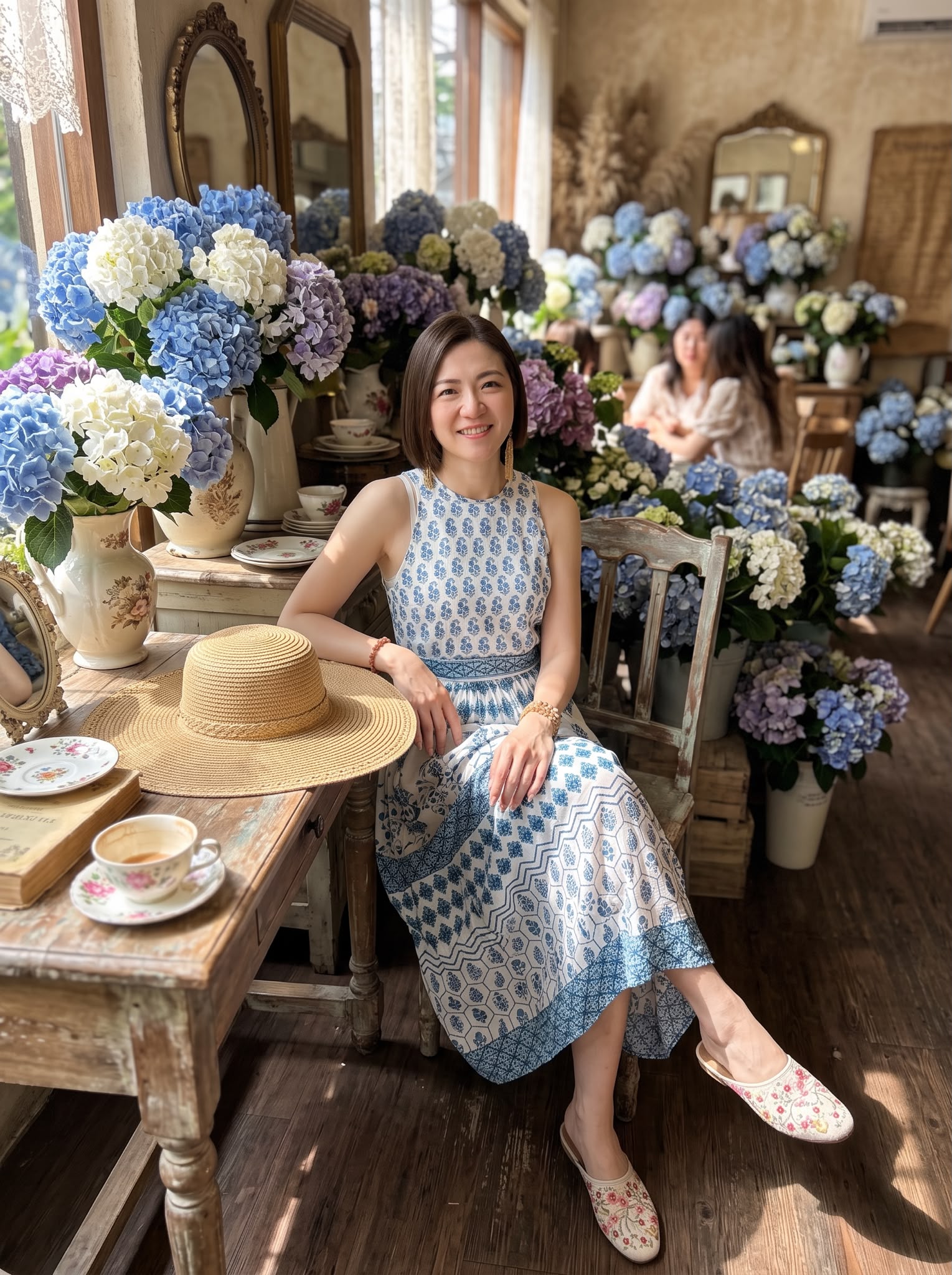 2905 White x Blue Halter Sleeveless OP