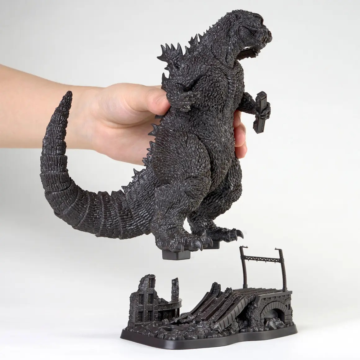 ARTPLA Sculpture Works Godzilla Re:Imagination (Reissue)