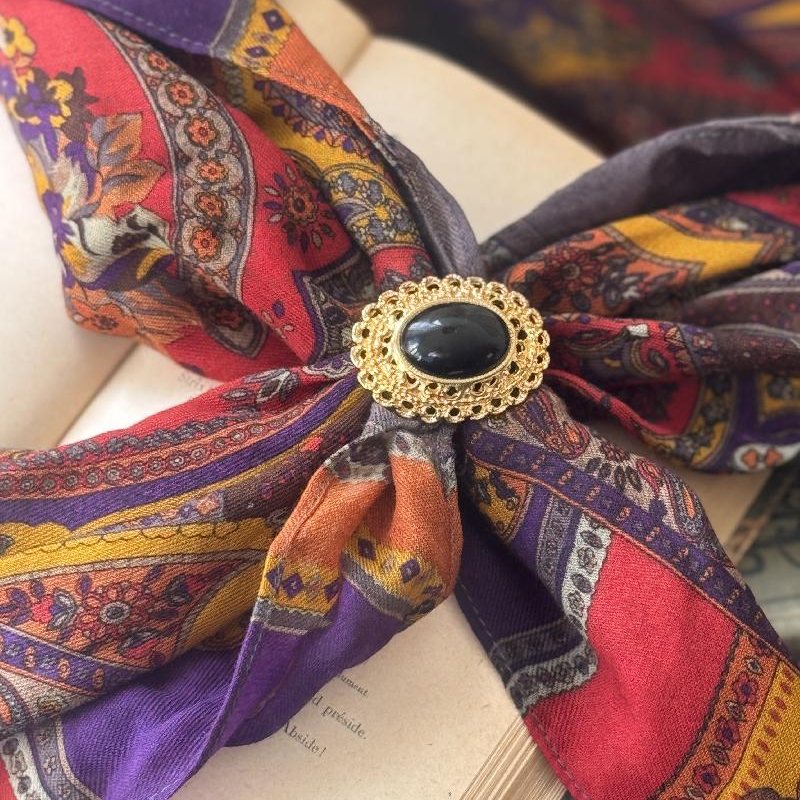Vintage Park Lane Black Cabochon Scarf Clip (MT2475)