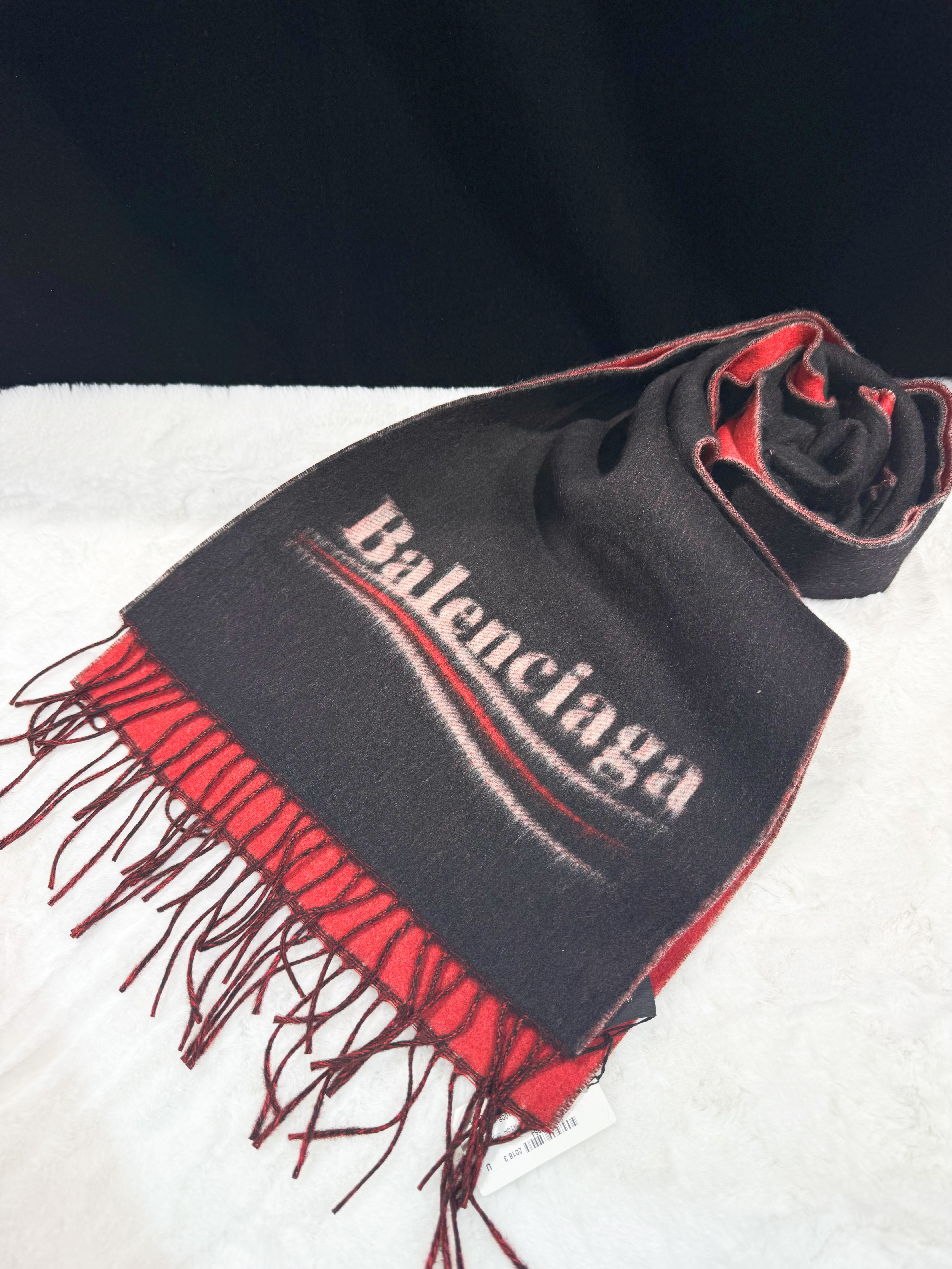 Balenciaga scarf blk/red