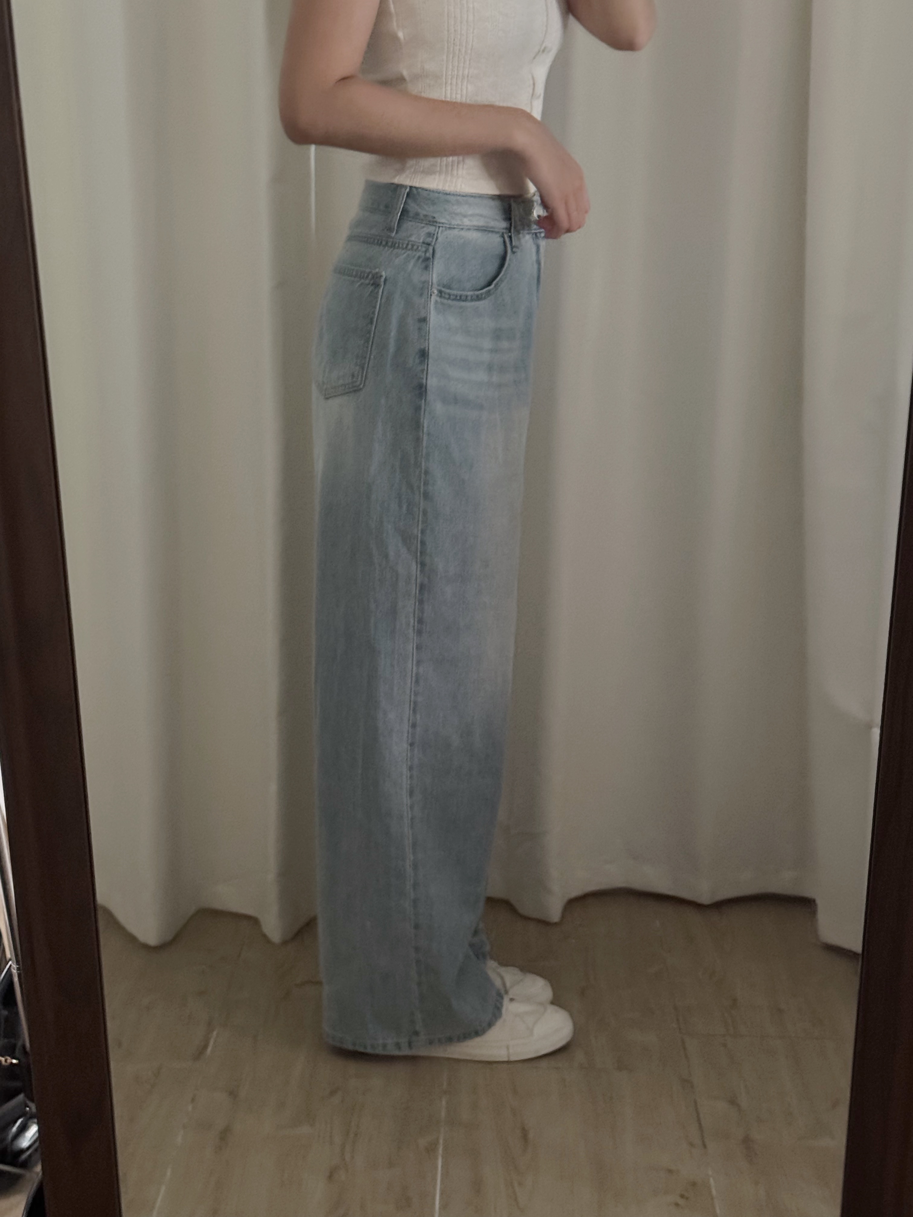 清新高腰闊腿淺牛仔褲(三個尺碼)