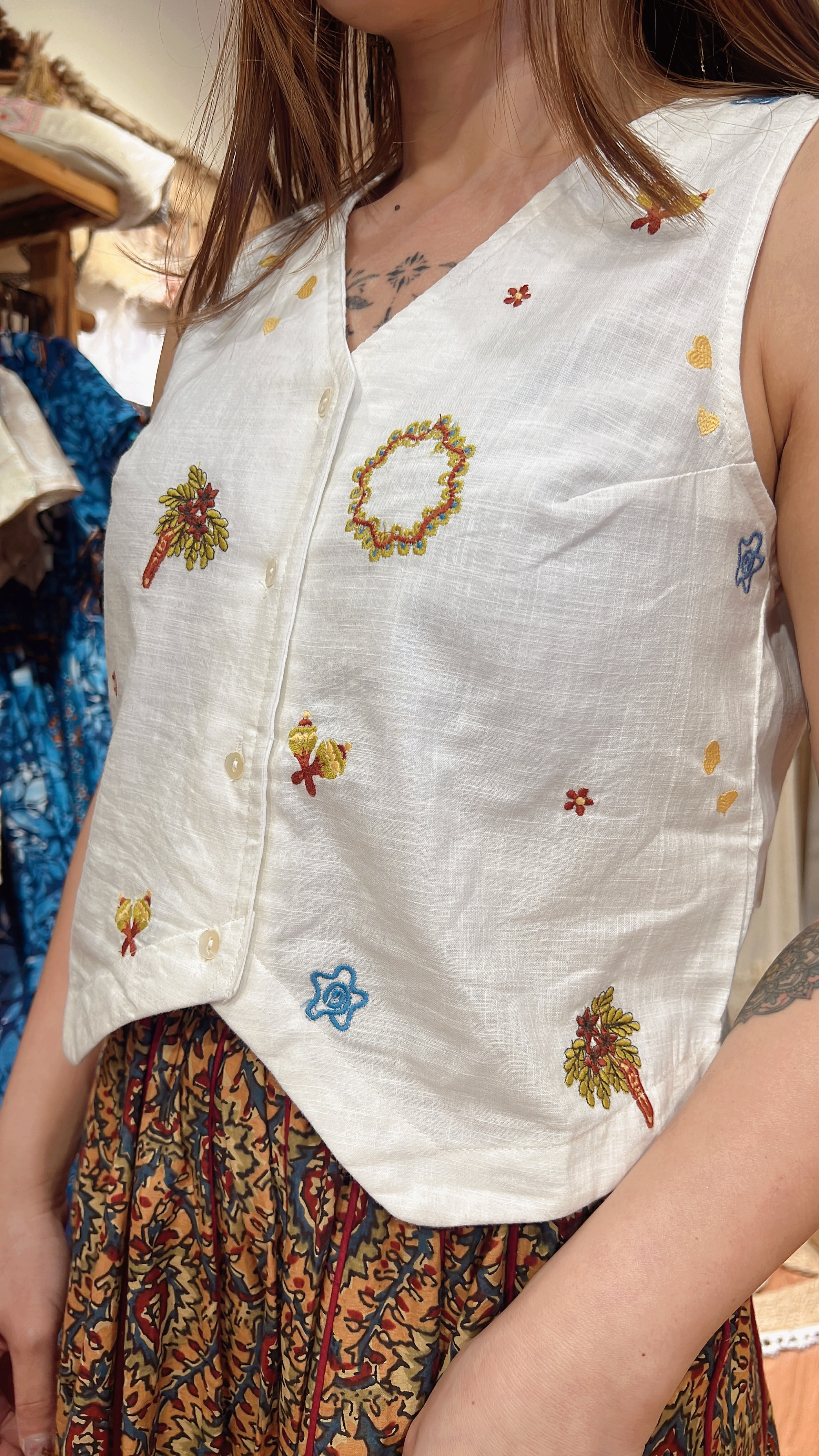 2069 White colorful Emb Vest