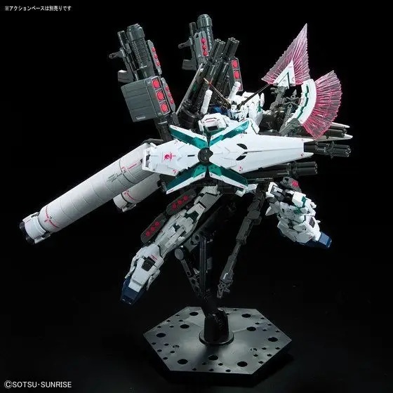 1/144 RG Full Armor Unicorn Gundam