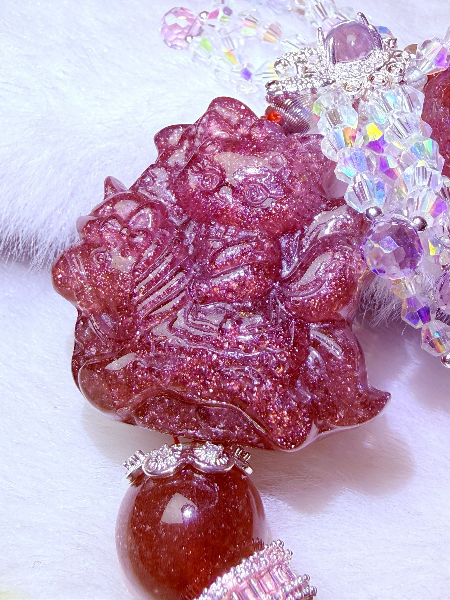 K00128 星光紅草莓 玩具木馬狐小妹 自家設計手鏈