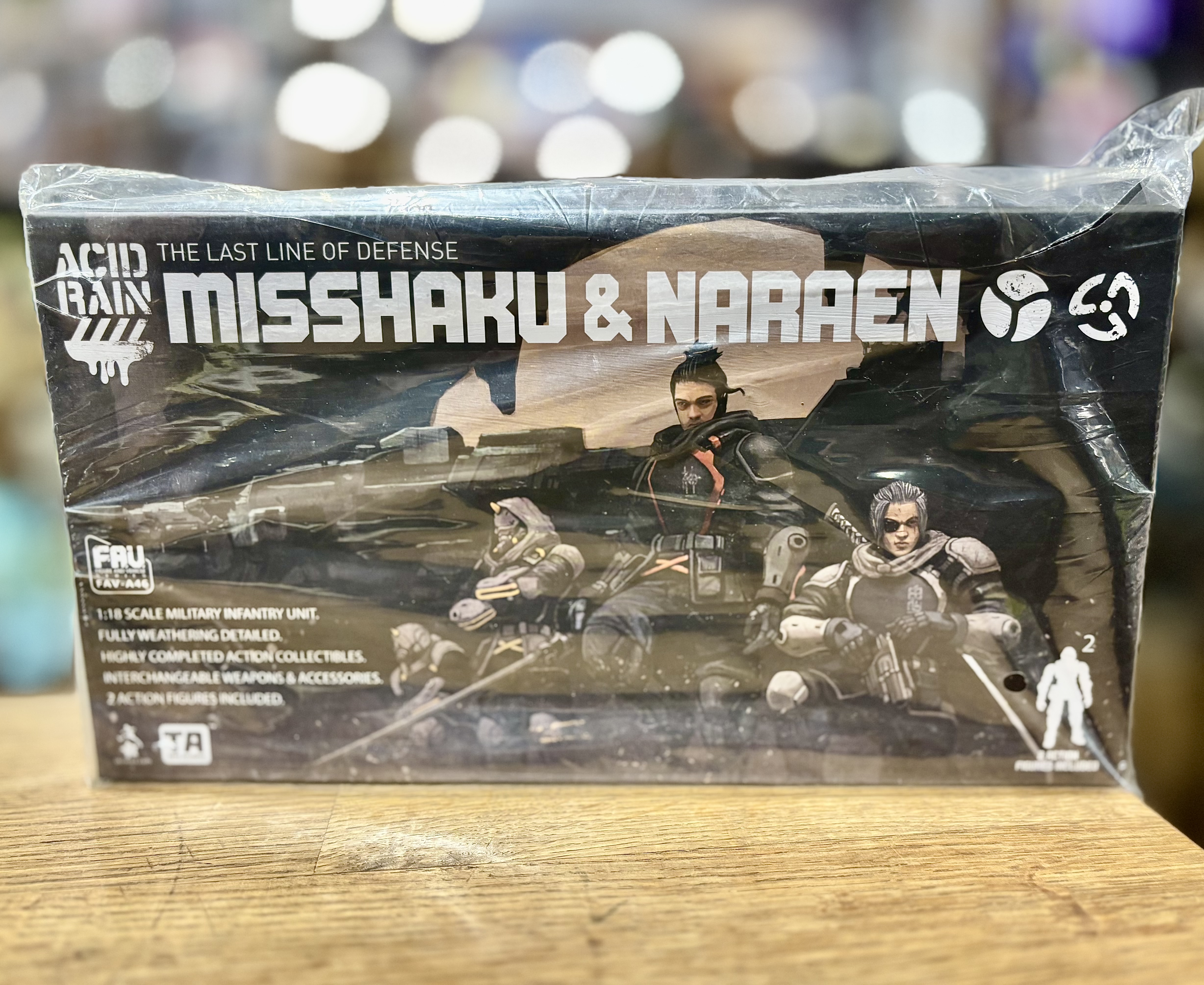 アシッドレイン 1/18スケール FAV-A46 密跡＆那羅延
