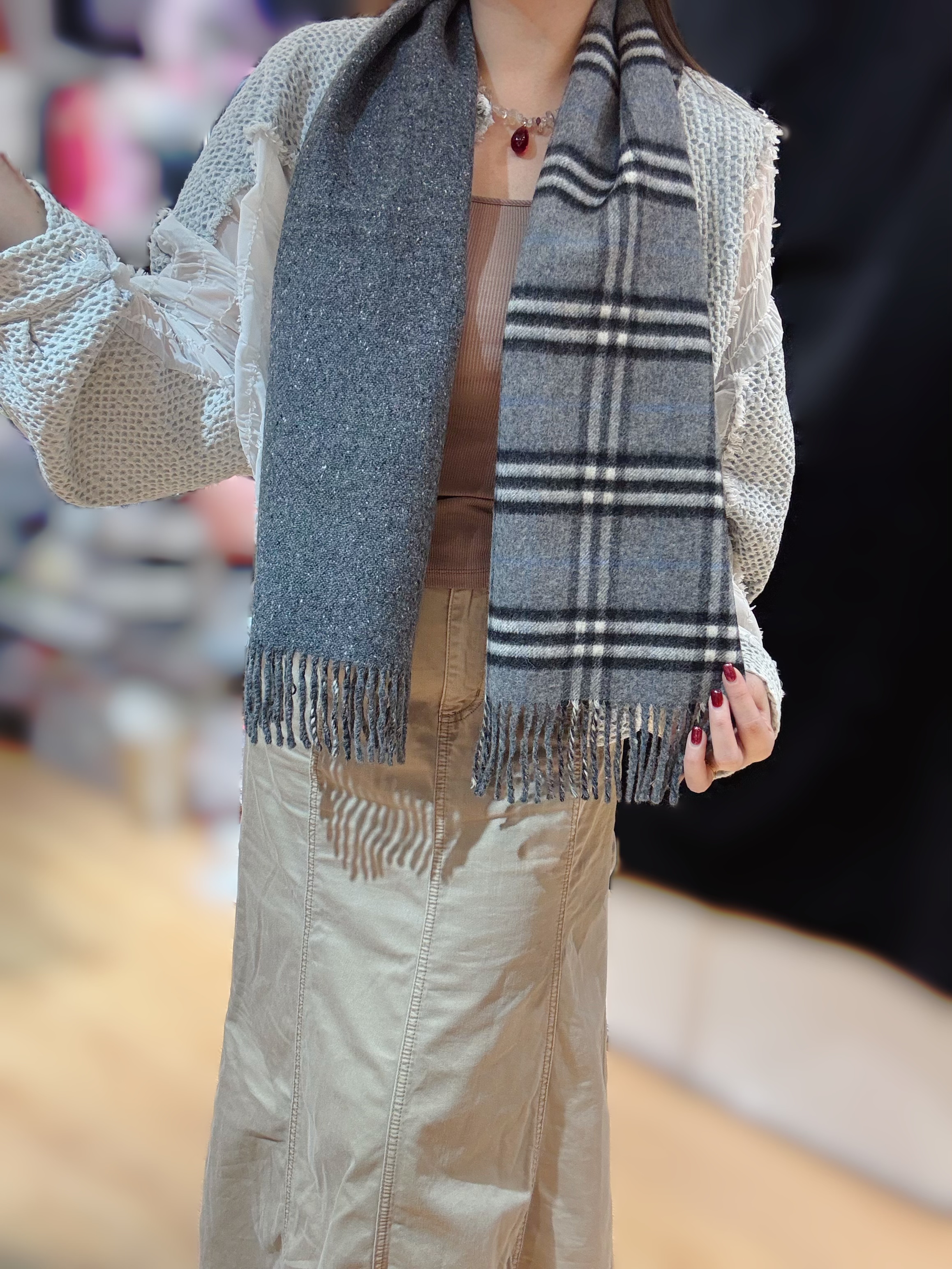 Burberry scarf short/check/grey