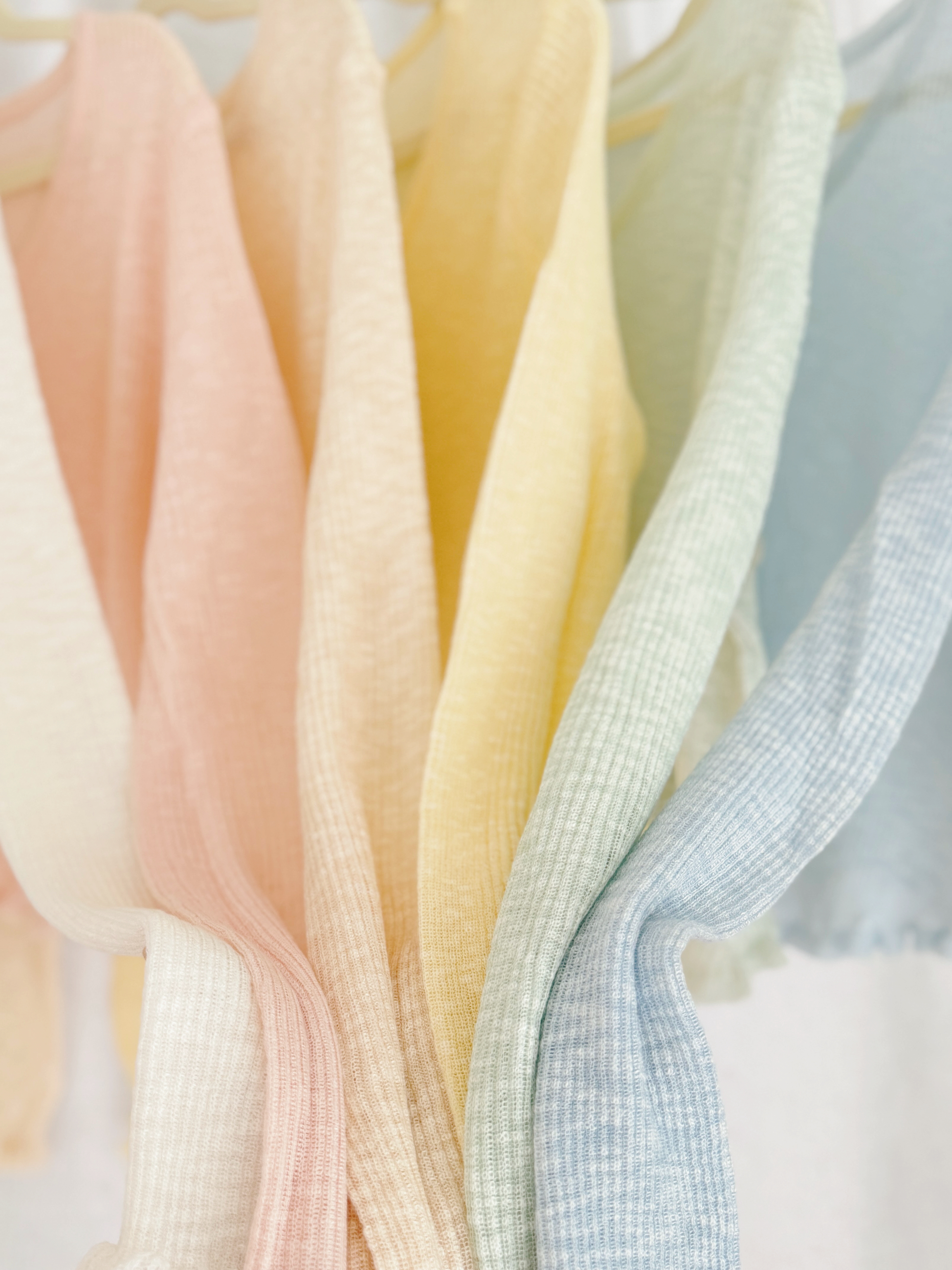 夏日简约木耳边薄外套