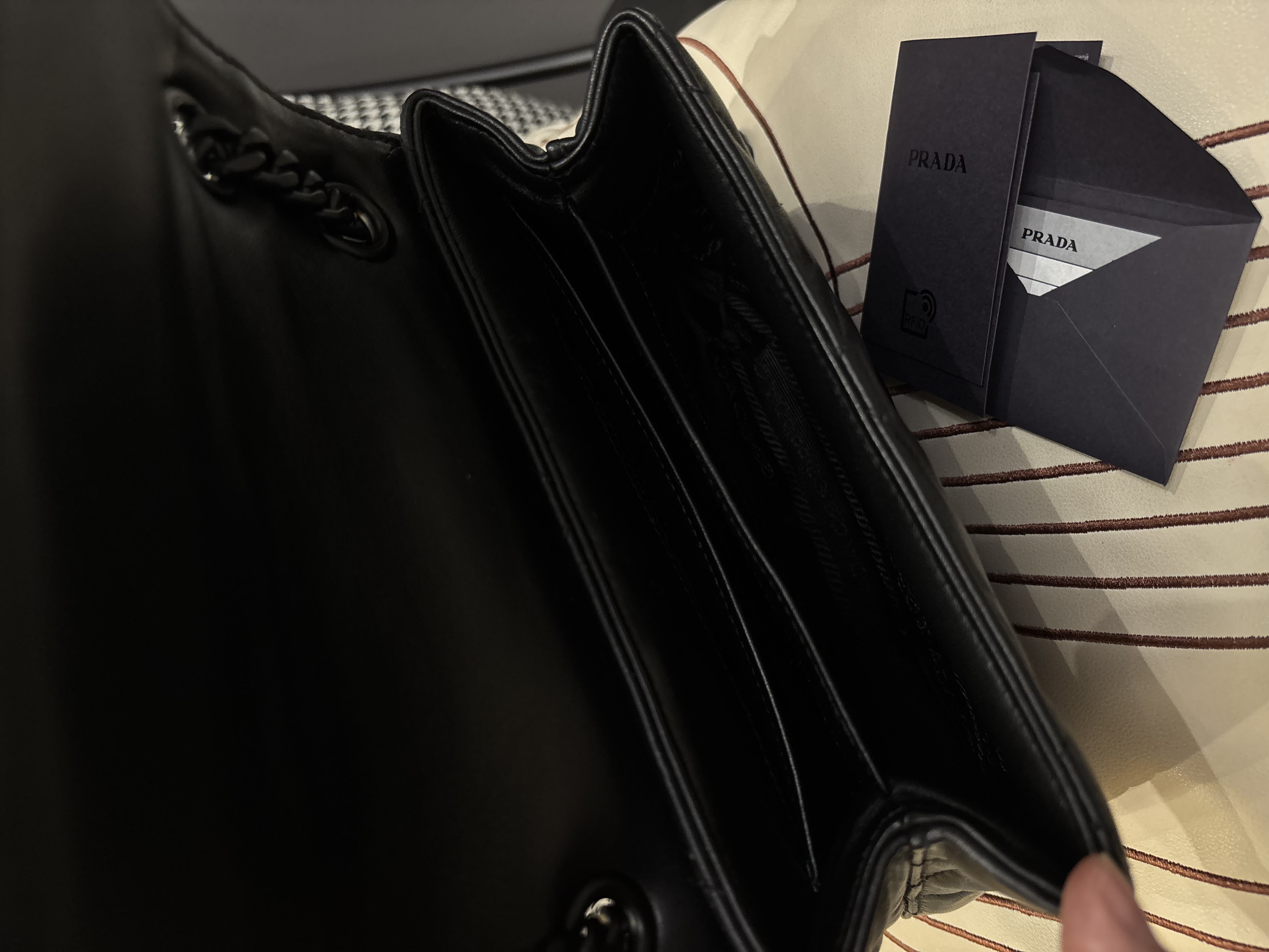 Prada Spectrum Shoulder Bag 1BD233 Nappa Leather flap bag 100%Authentic, 98%New ✅ certificate card ✅ booklet ✅Dust bag