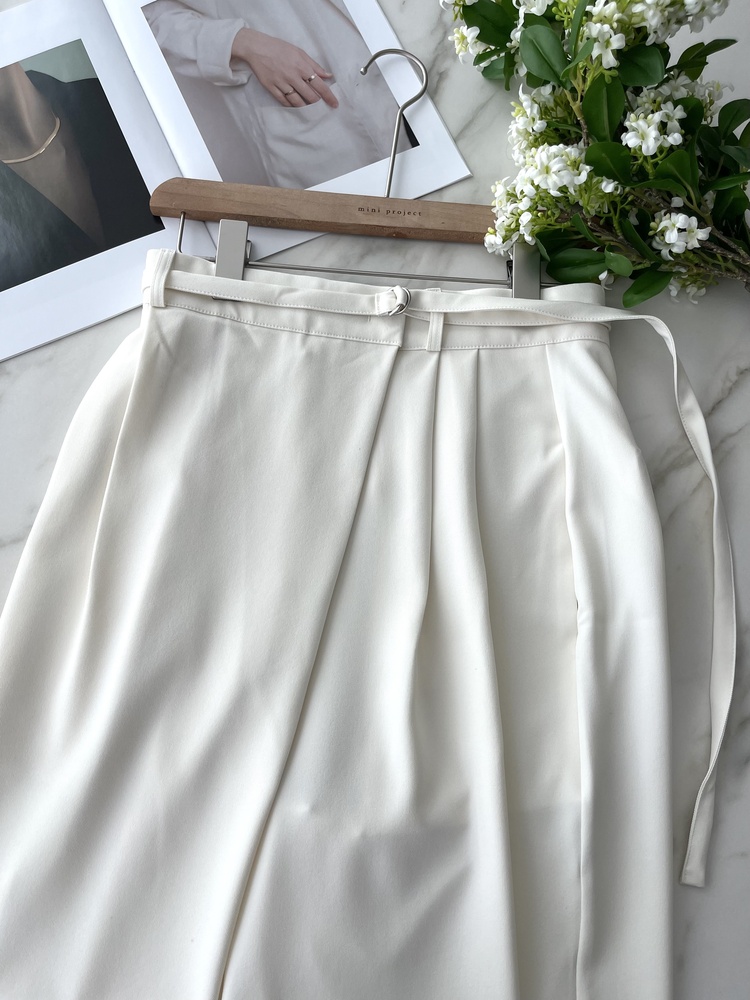 Asymmetric Wrap-Line Slacks (Ivory)
