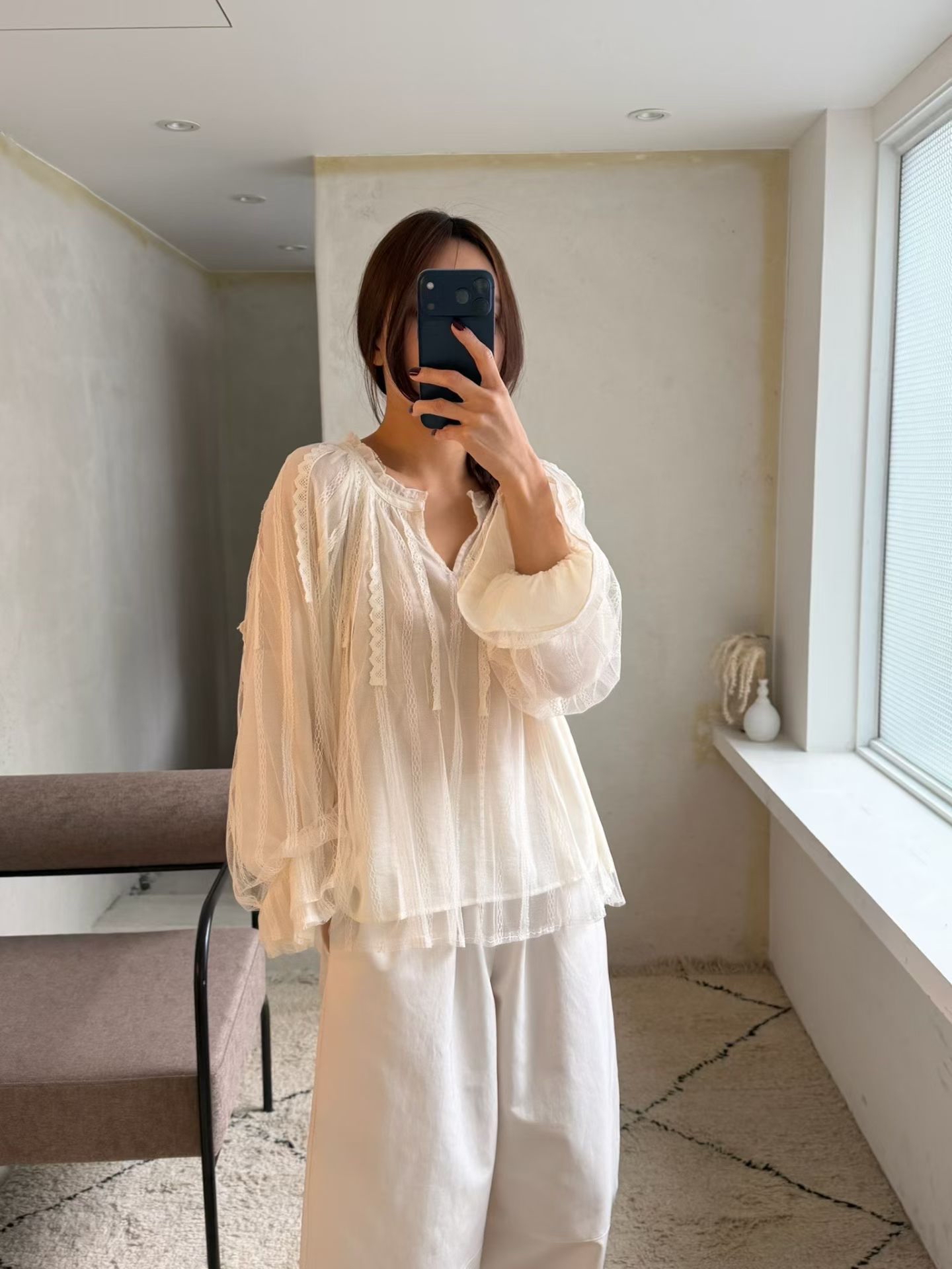 AMORA layering mesh blouse