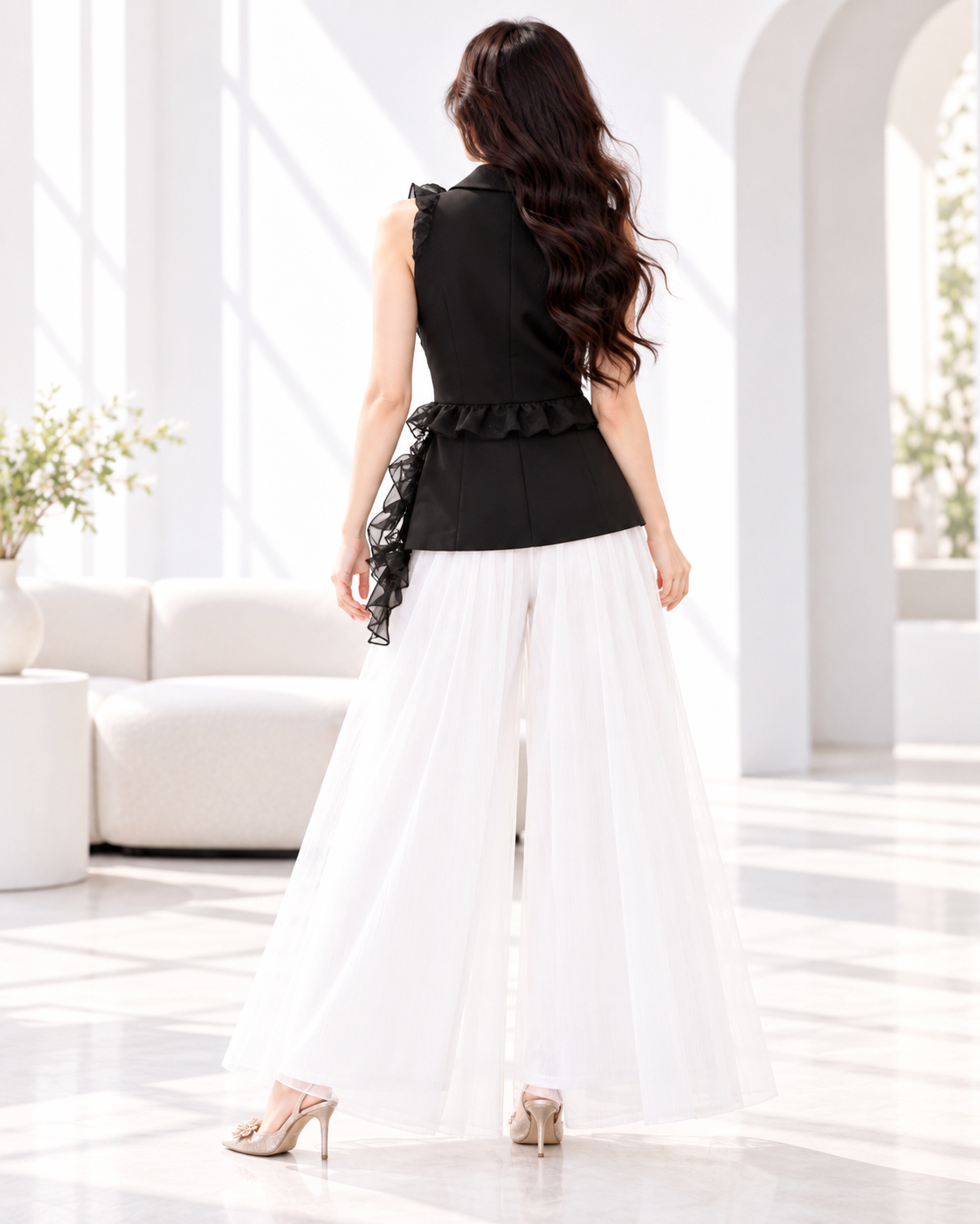 5160 Asymmetric Raffia Top