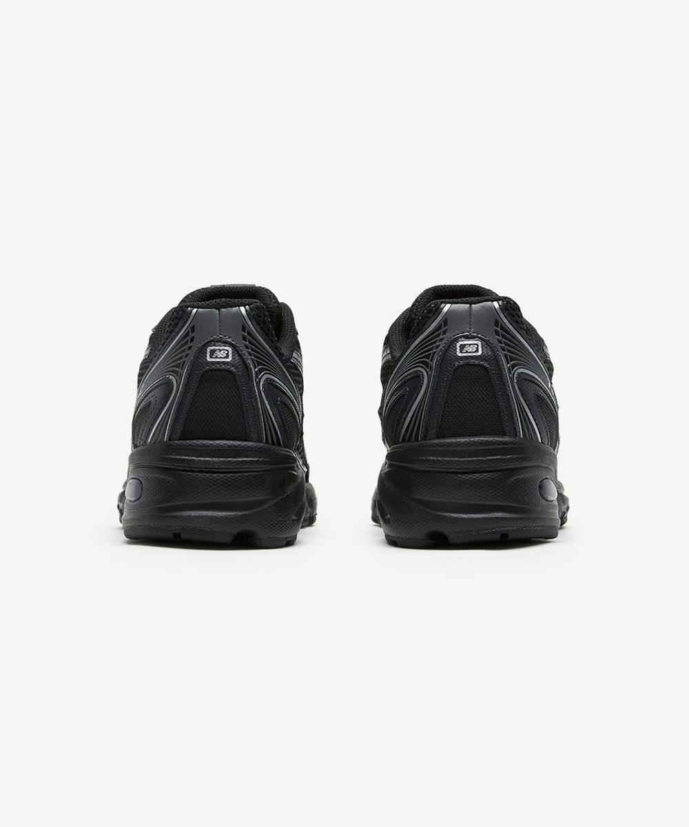 NEW BALANCE U740 Black  (預購商品）