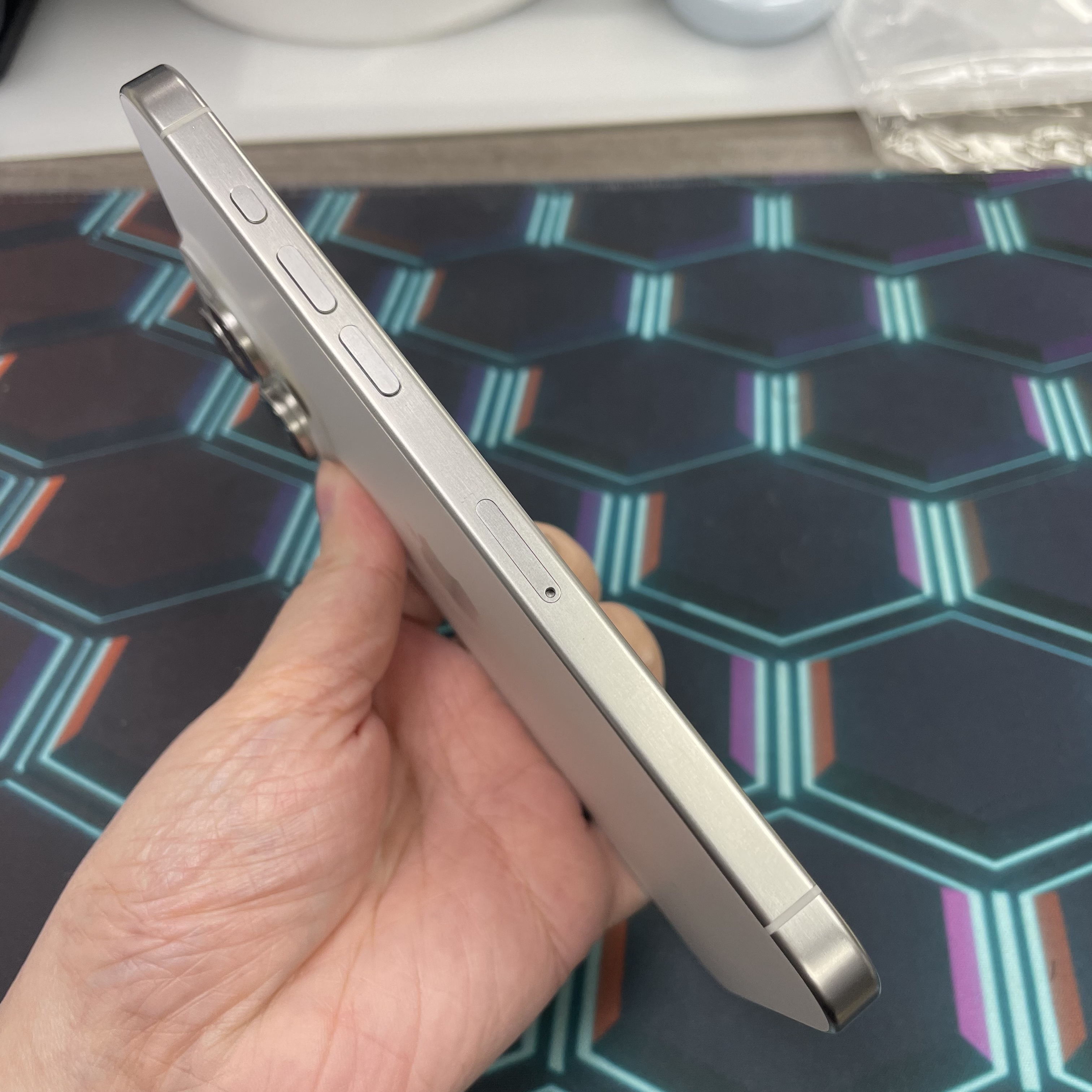 *8302 15 pro max 完美機 256GB 電81 白色 white