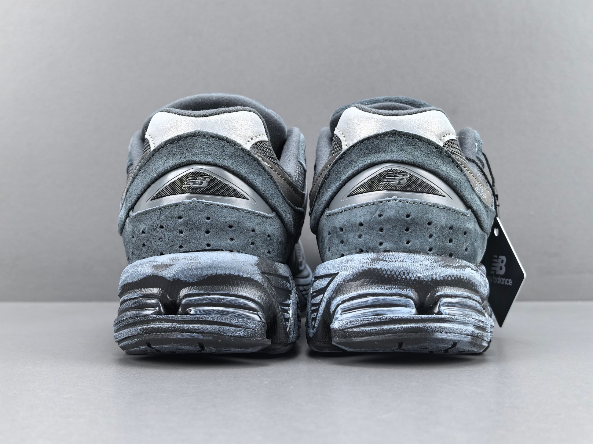 New Balance 2002R ML2002RBV