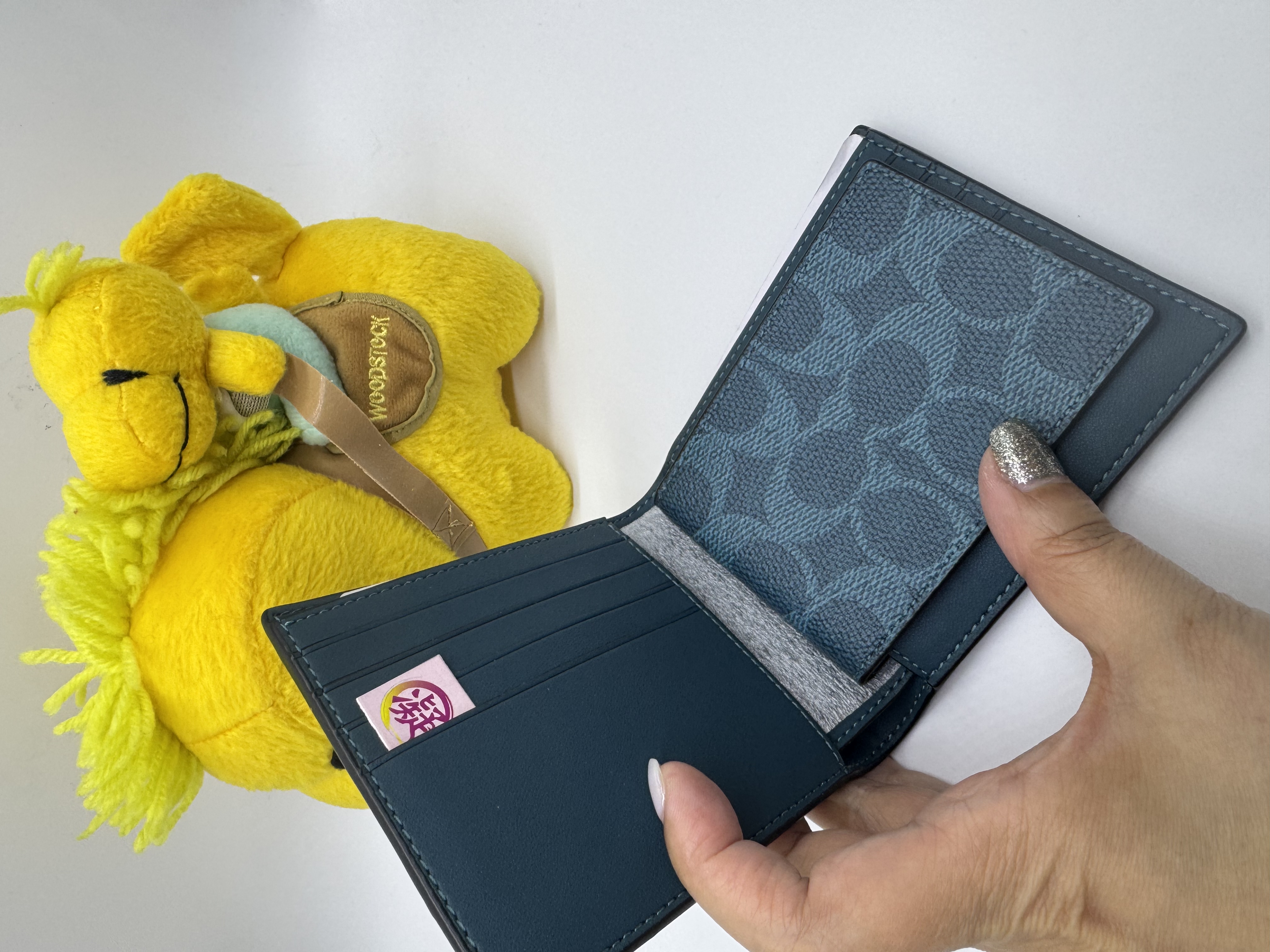 ✈️🇺🇸🇨🇦唔係成日都見到咁特別嘅藍色💙signature C Pattern對摺 3in 1 💳Coach outlet 短銀包💵現貨😎