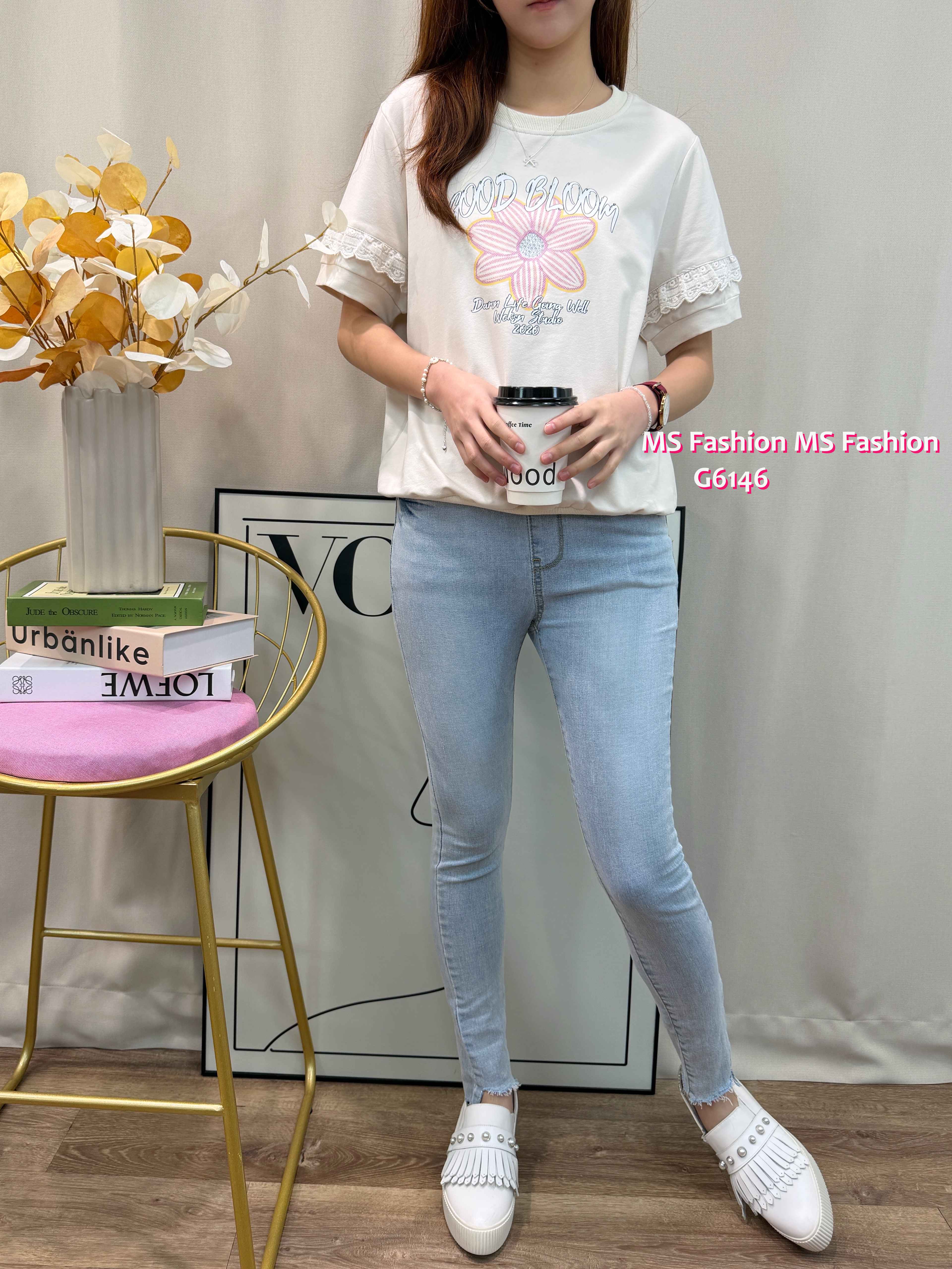 G6146 韓國🇰🇷花花字母top