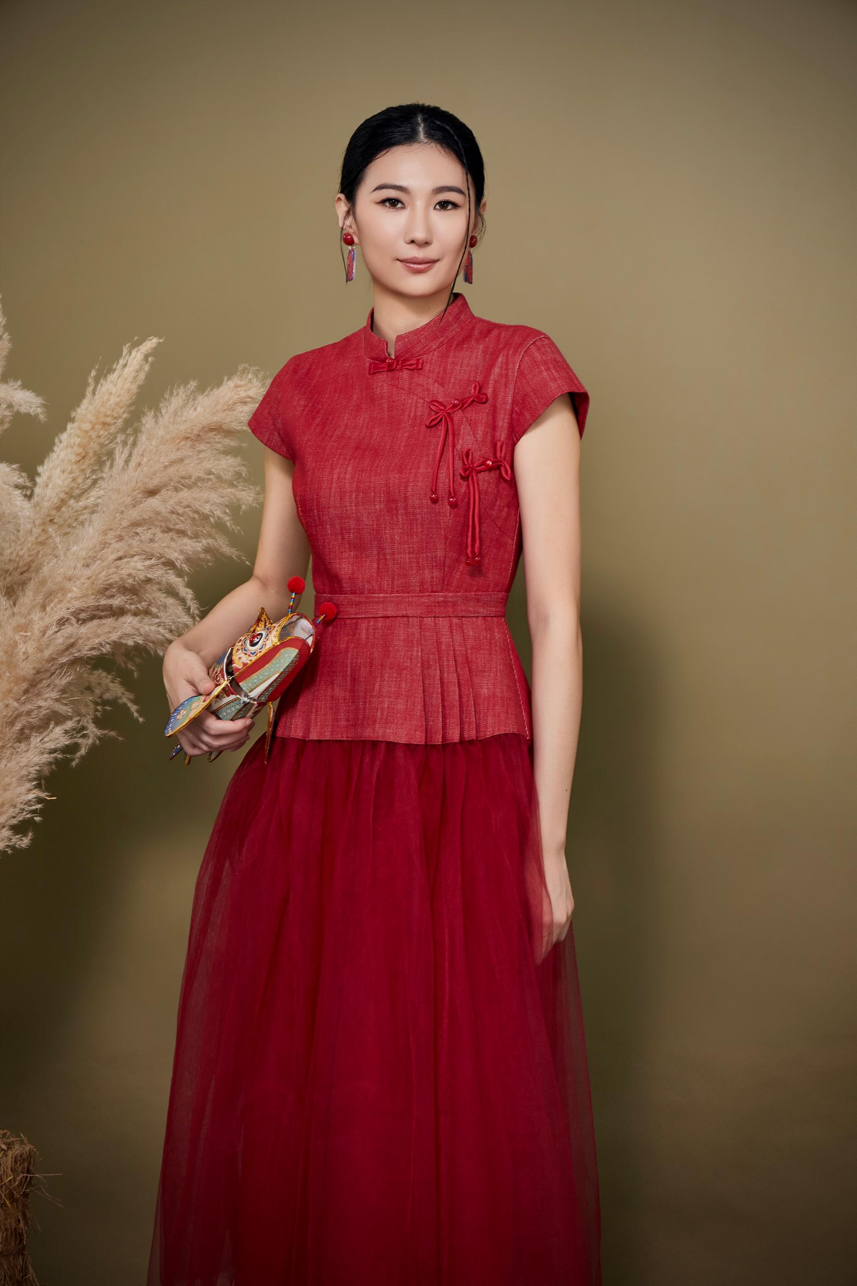 CD2160 XIN YI MESH OVERLAYS ORIENTAL DRESS