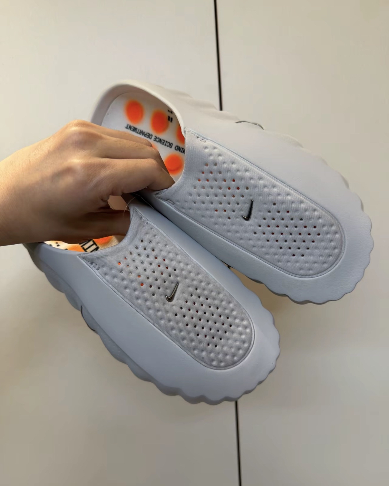 HQ4307-003 Nike Mind 001 Slide Light Smoke Grey HQ4307-003