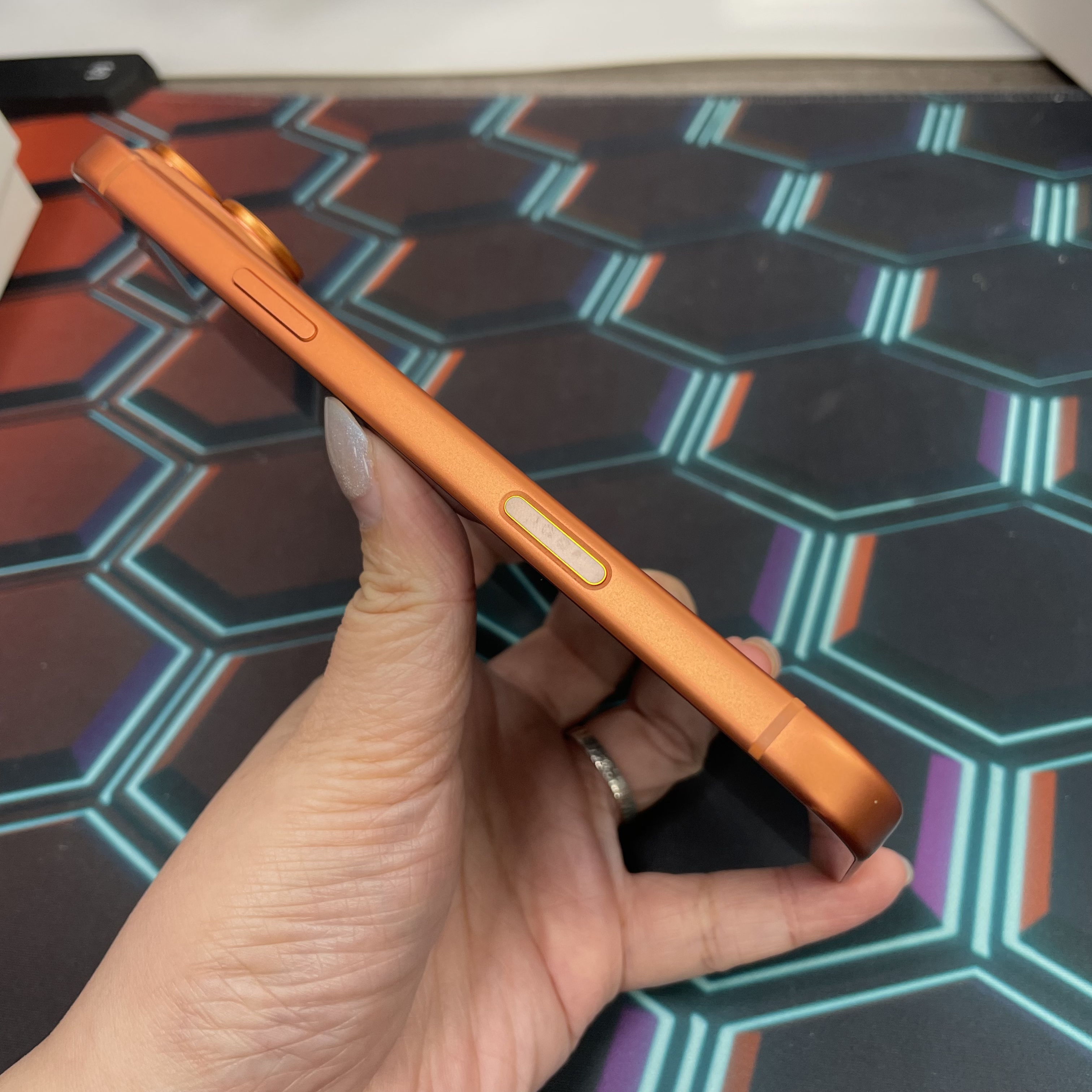 *7197 17 Pro max 完美機 512GB 電92 橙色 orange