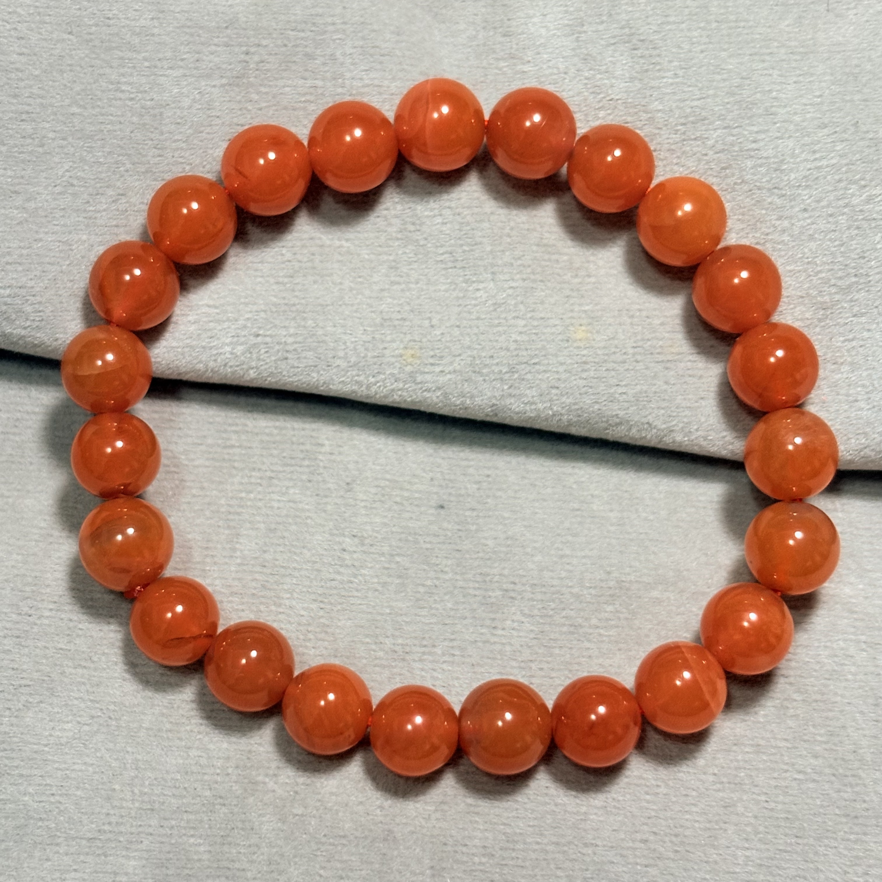 南紅瑪瑙手串 No.2692丨規格：8mm珠15.5cm手圈