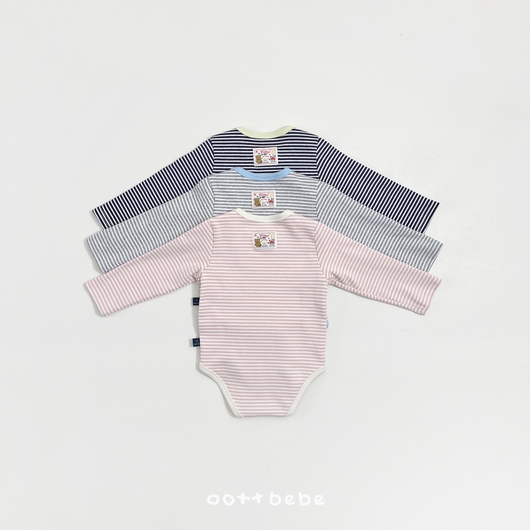 🇰🇷Oottbebe suit set (不連帽）