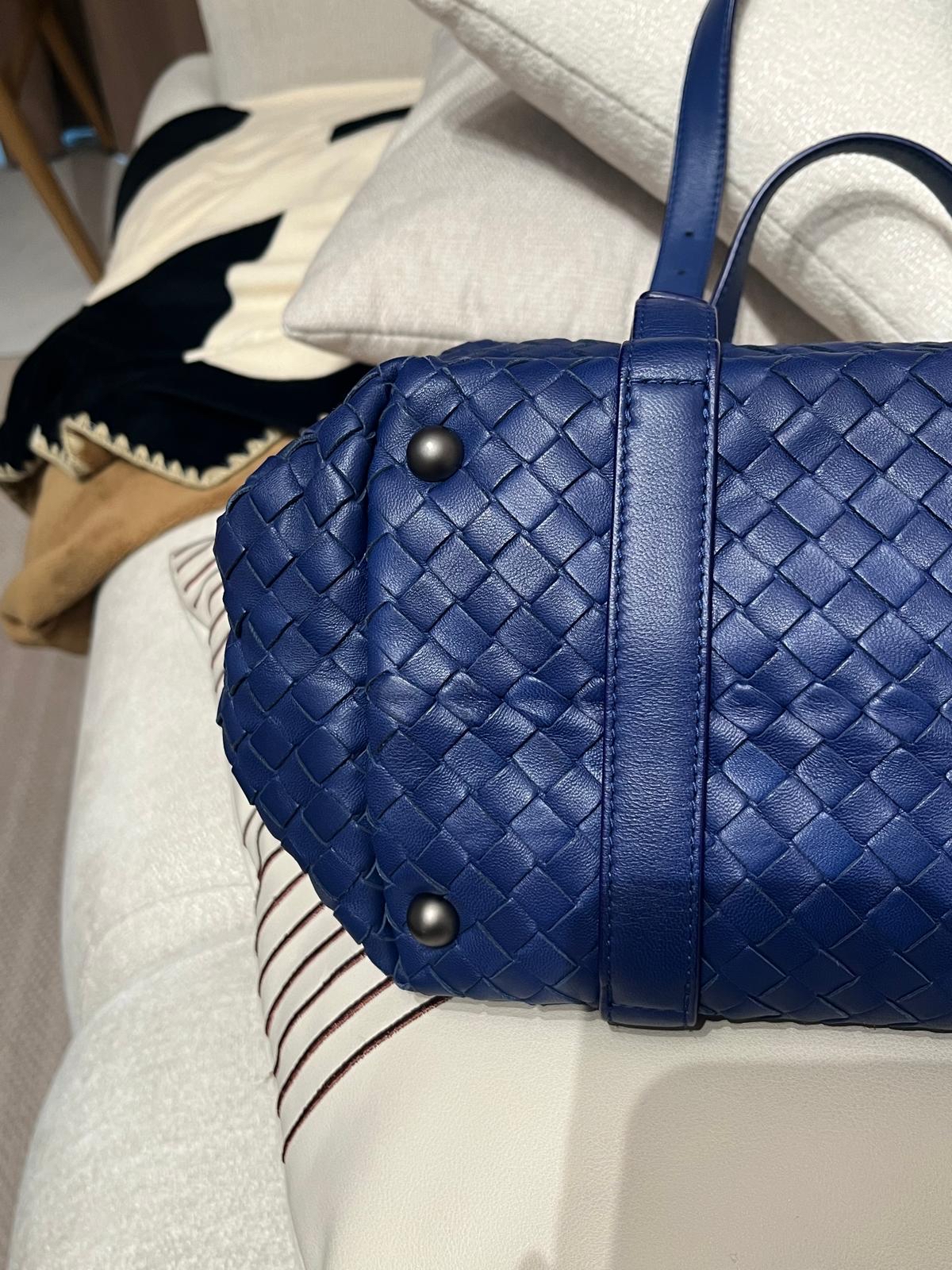 Bottega Veneta Bv shoulder bag 100%Authentic ,98%new ✅Dust bag