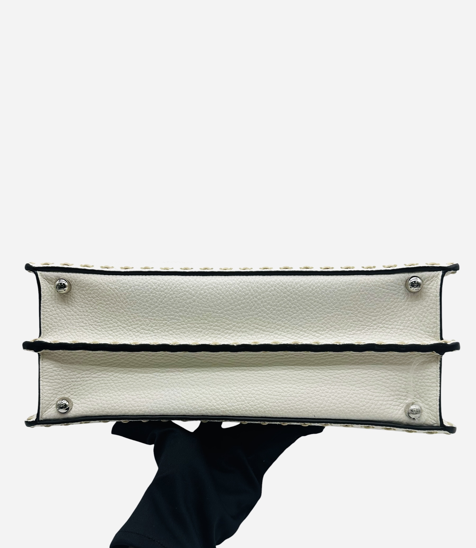 Pre-owned Fendi white Peekkaboo / Product Code: 061802