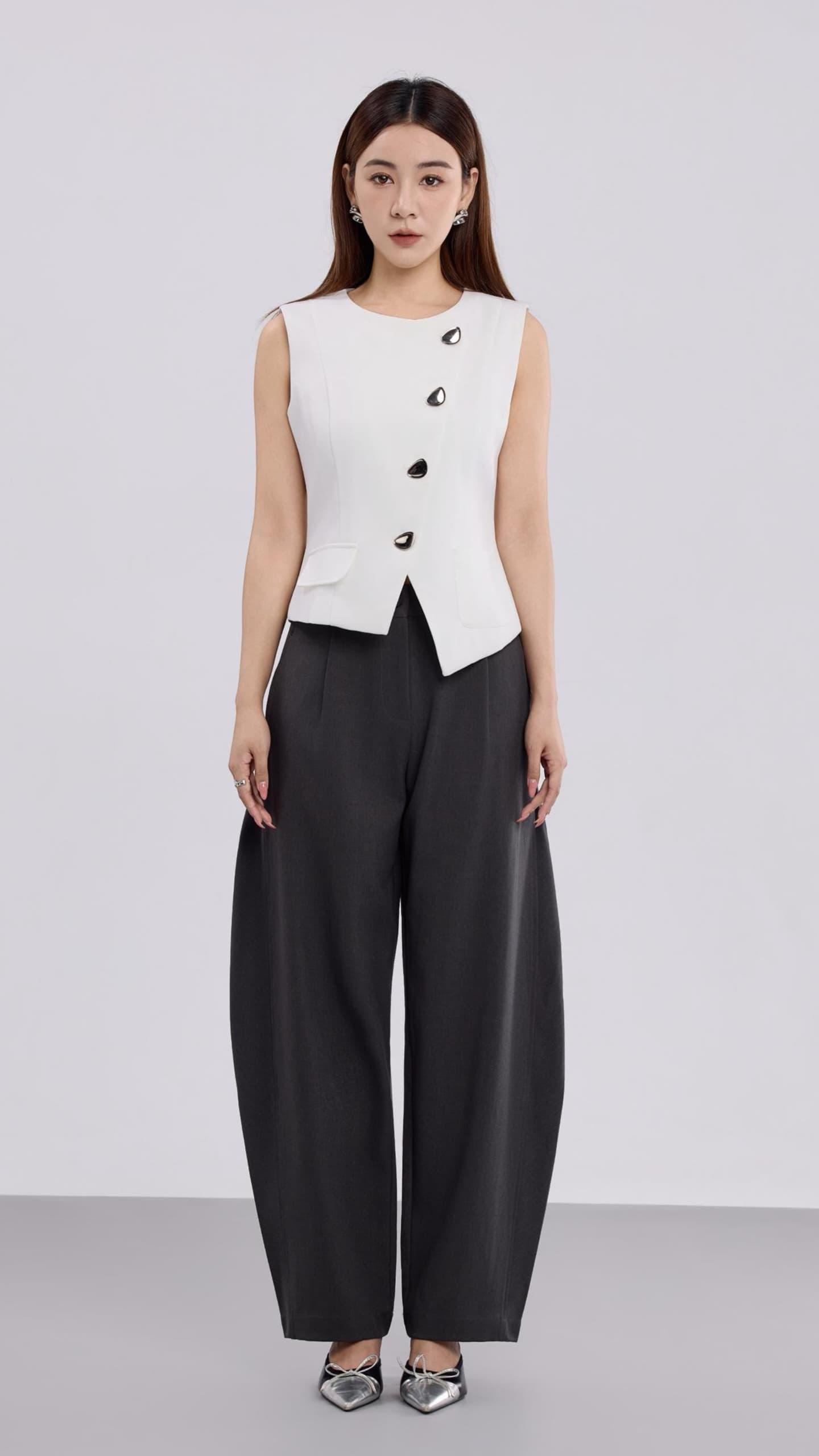 10141344 Power Muse Tailored Vest