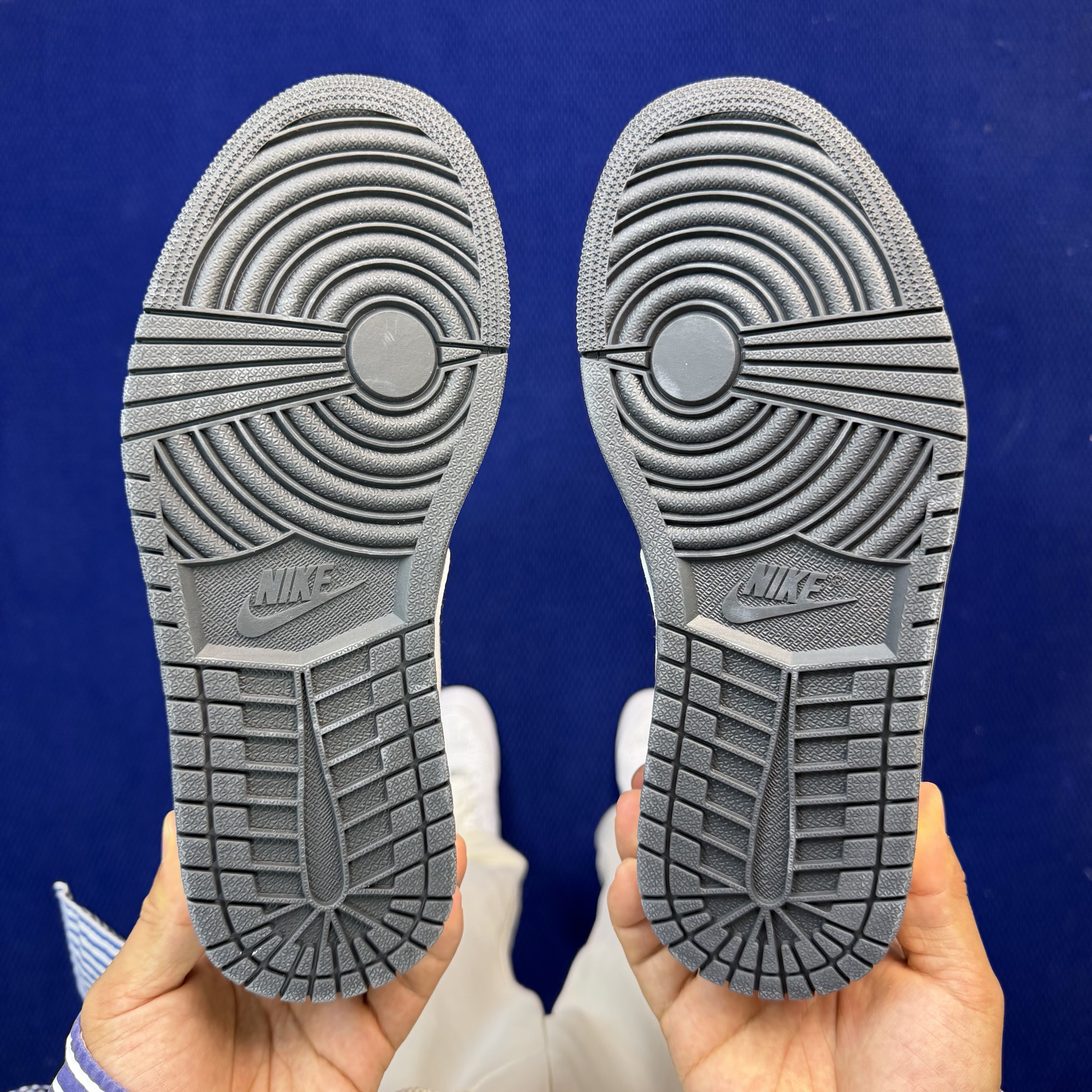 Nike Air Jordan1 Low IB7109-004