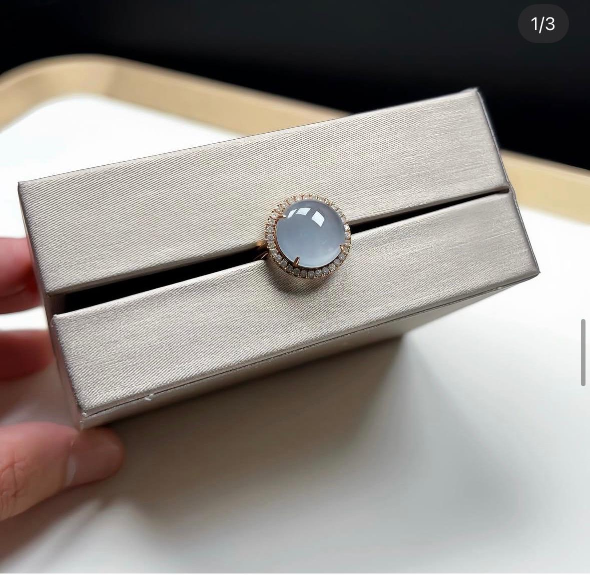 18K 冰飄花正圓翡翠蛋面戒指(港圈11)