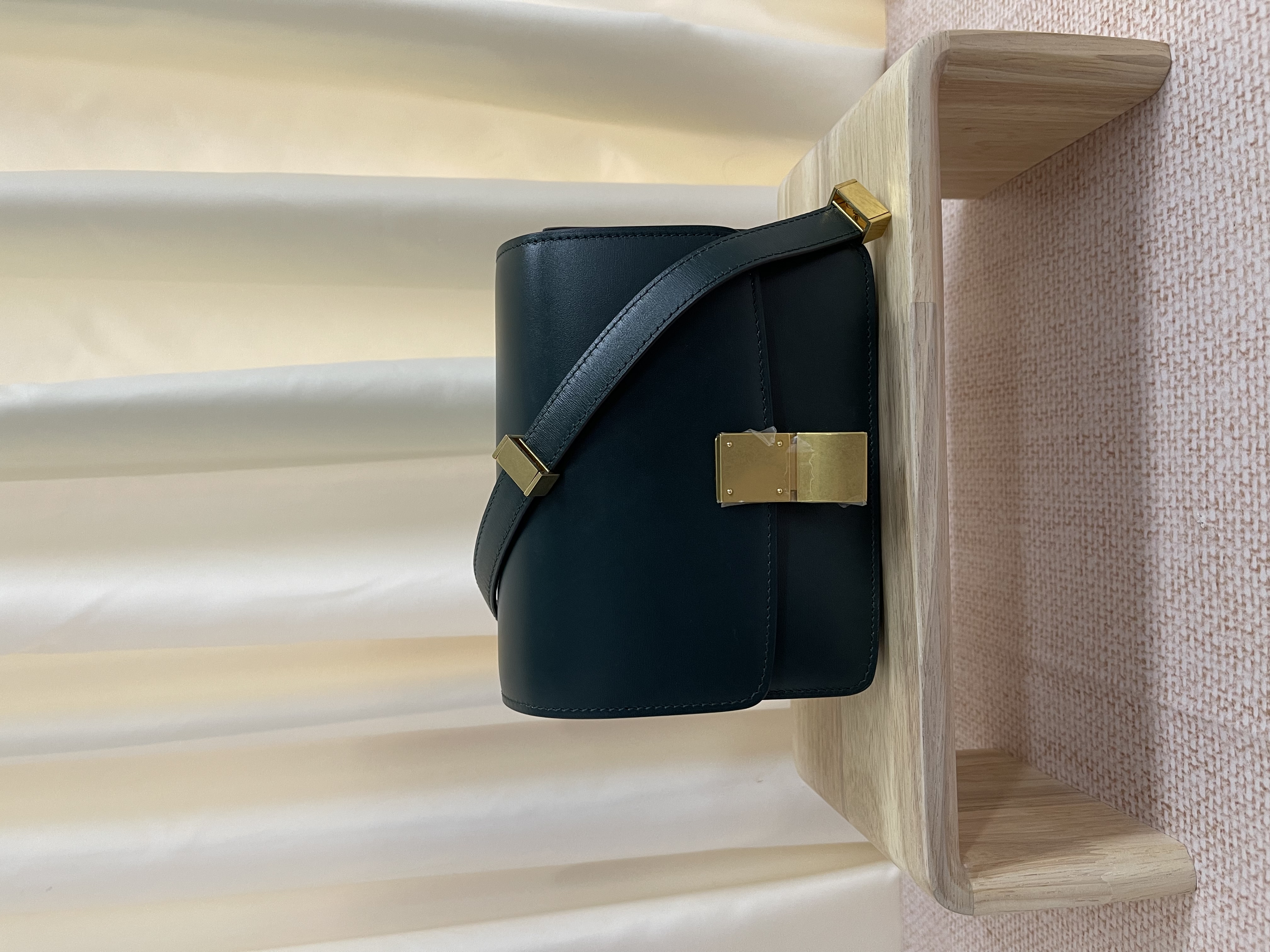 Pre-owned Celine Box/ Product Code: 26022001