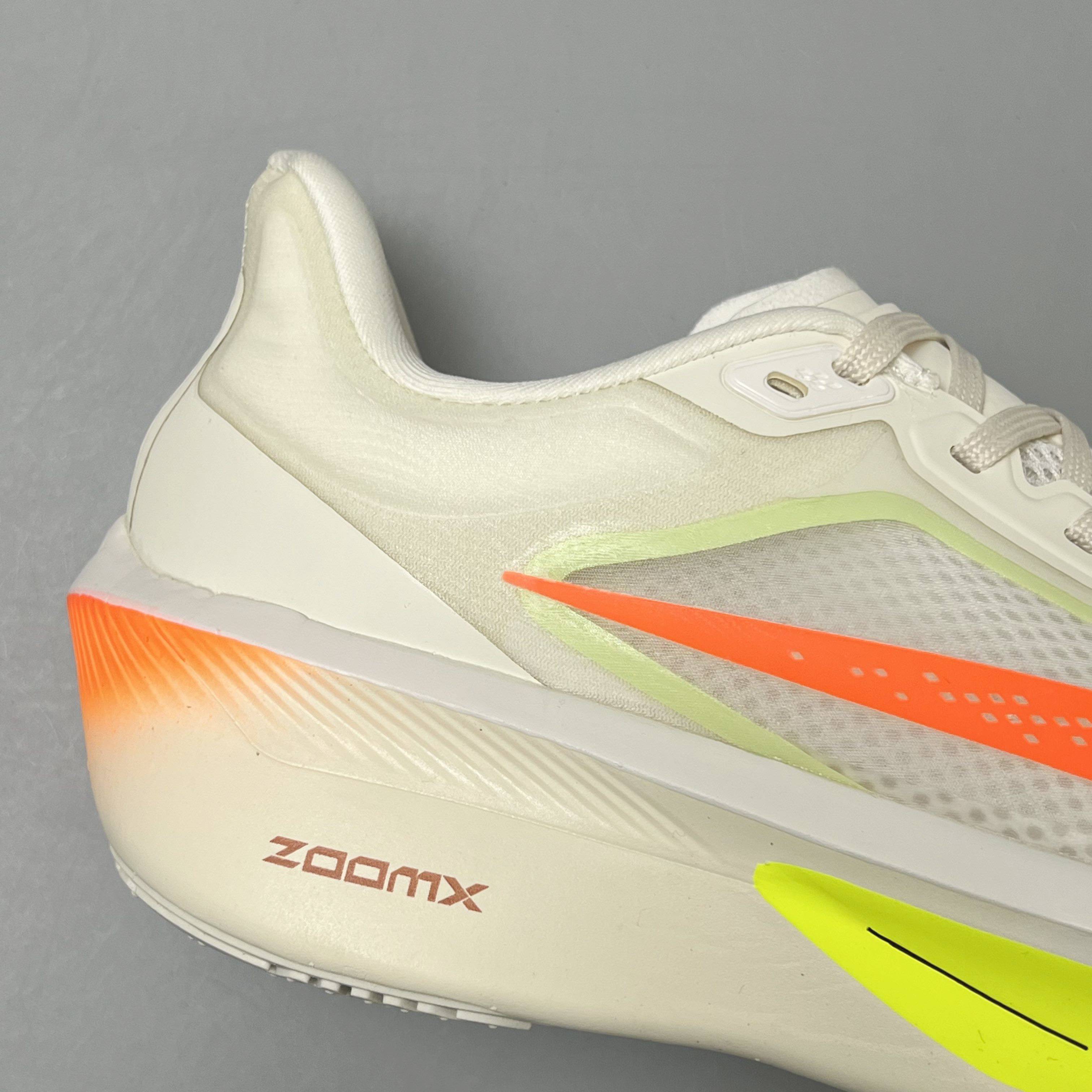 Nike Zoom Fly 6 FN8455-105