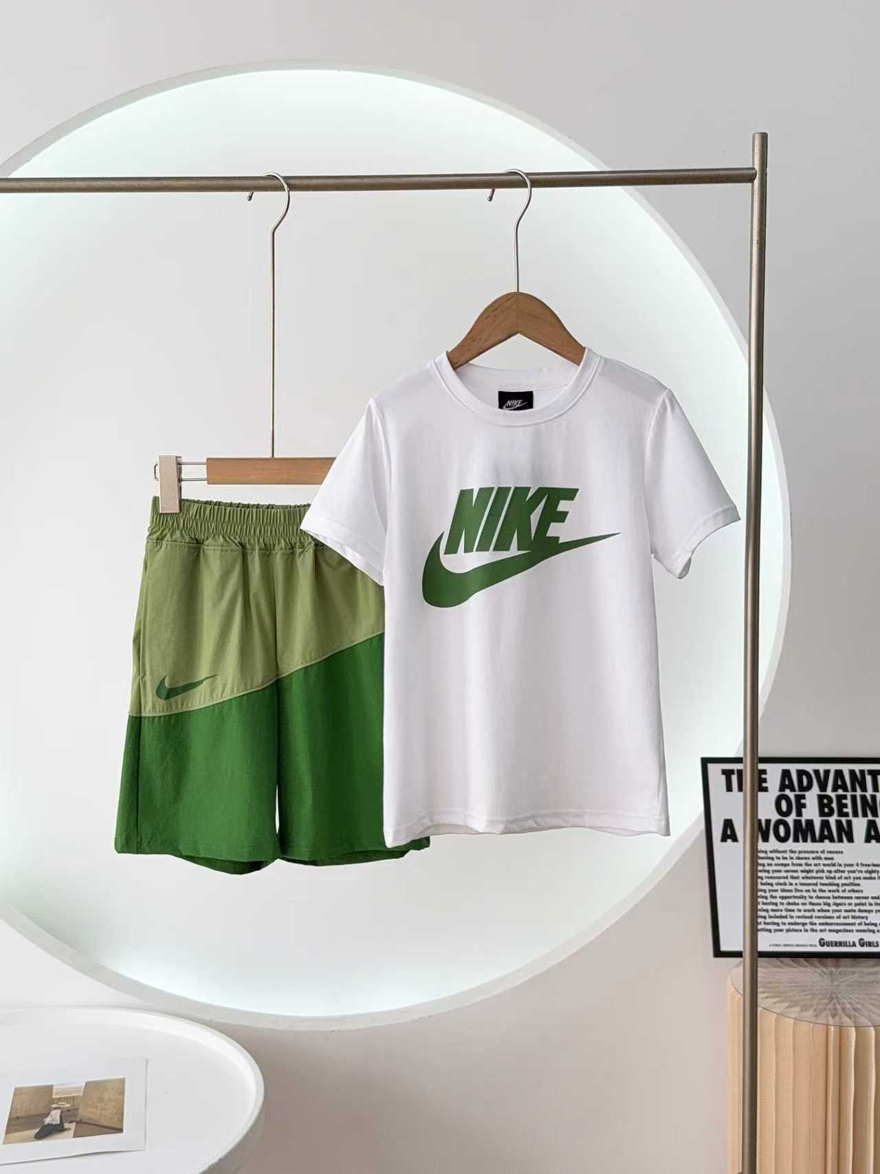 $158套。🔥【炸場款｜Nike Kids 2026夏季兒童運動套裝】🔥