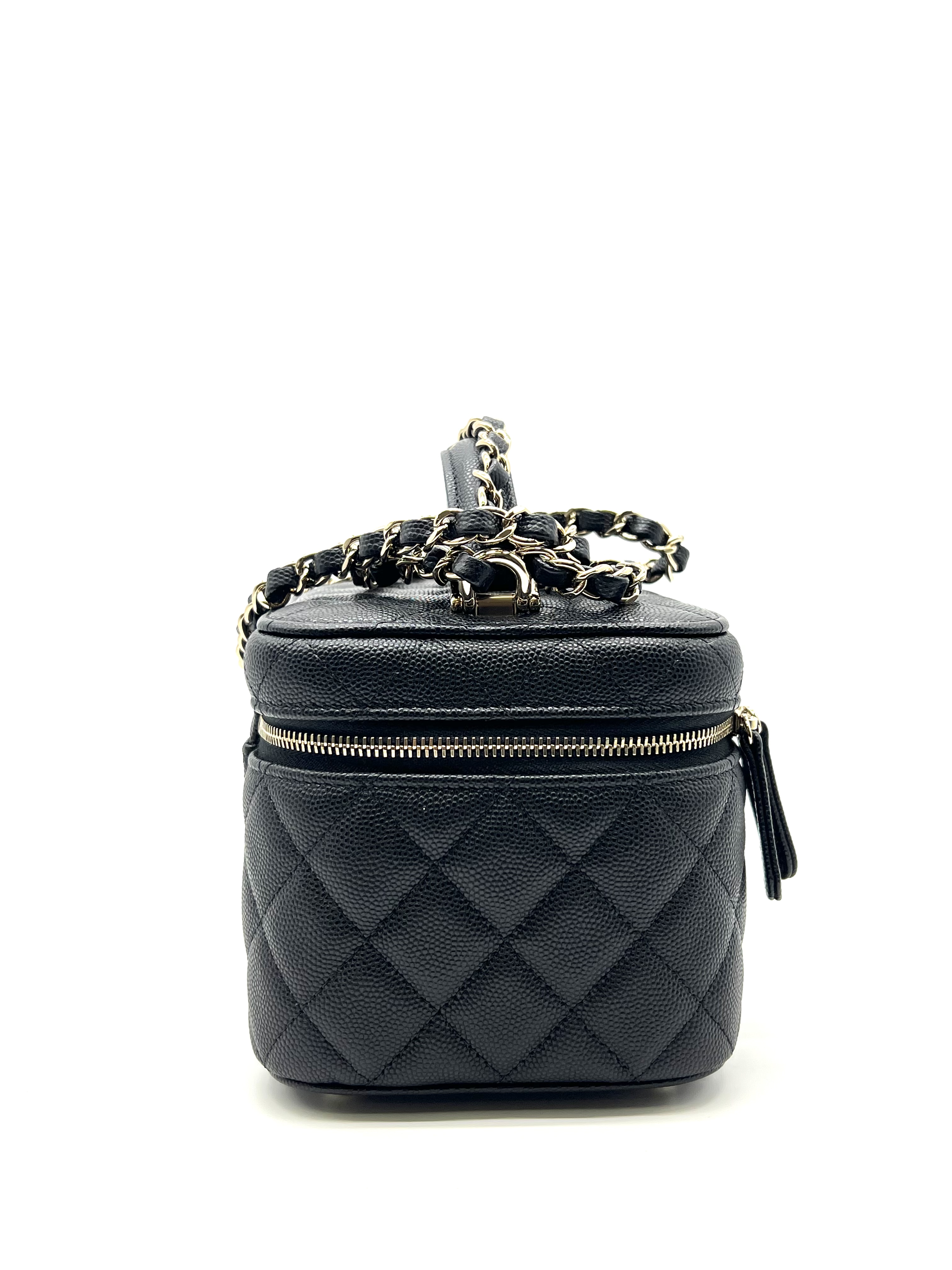 Pre-Owned CHANEL Caviar Quilted Mini Vanity Case with Chain / Product Code: 26051108