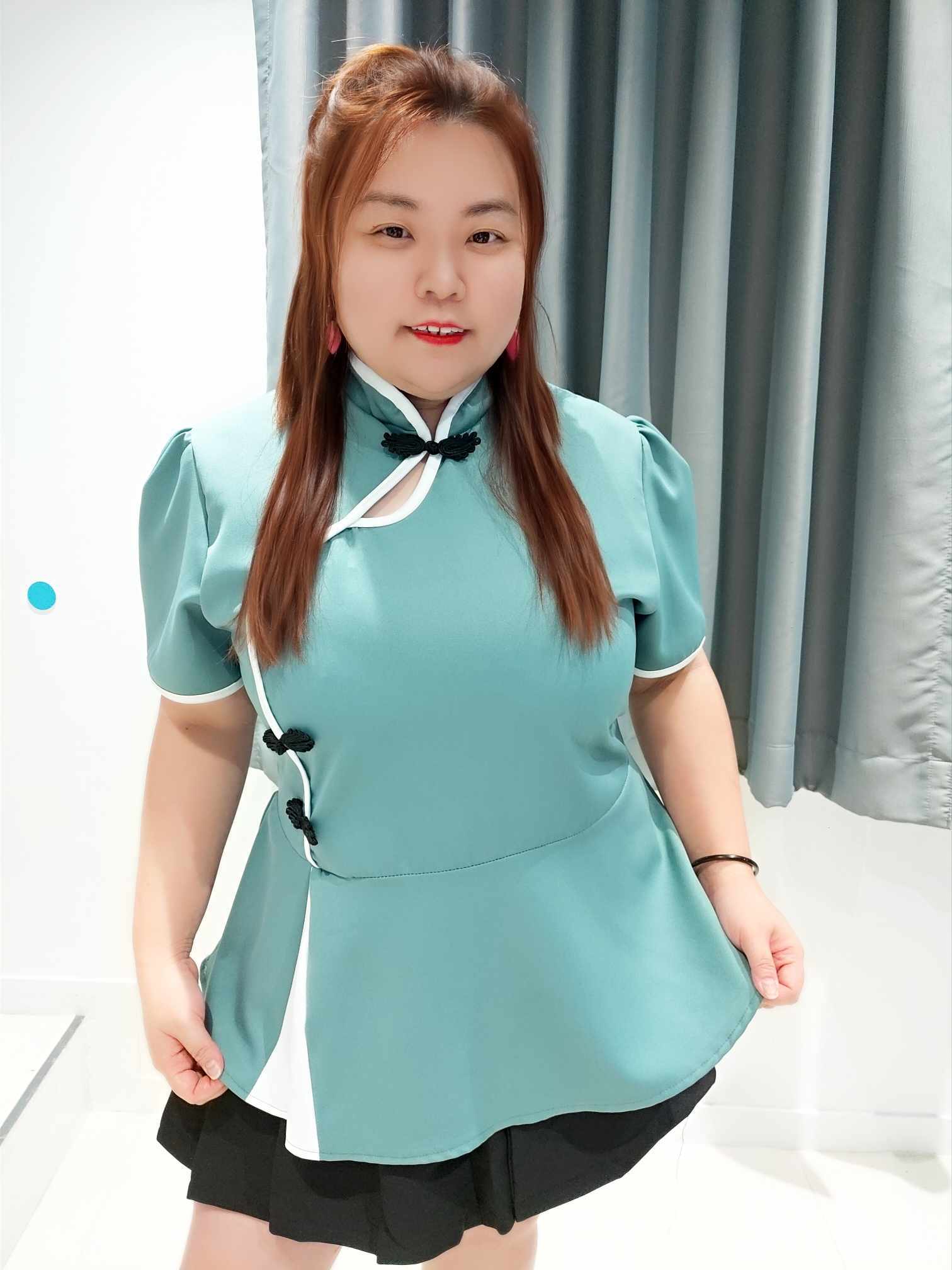 ENB03 拼接衣摆设计盘扣上衣