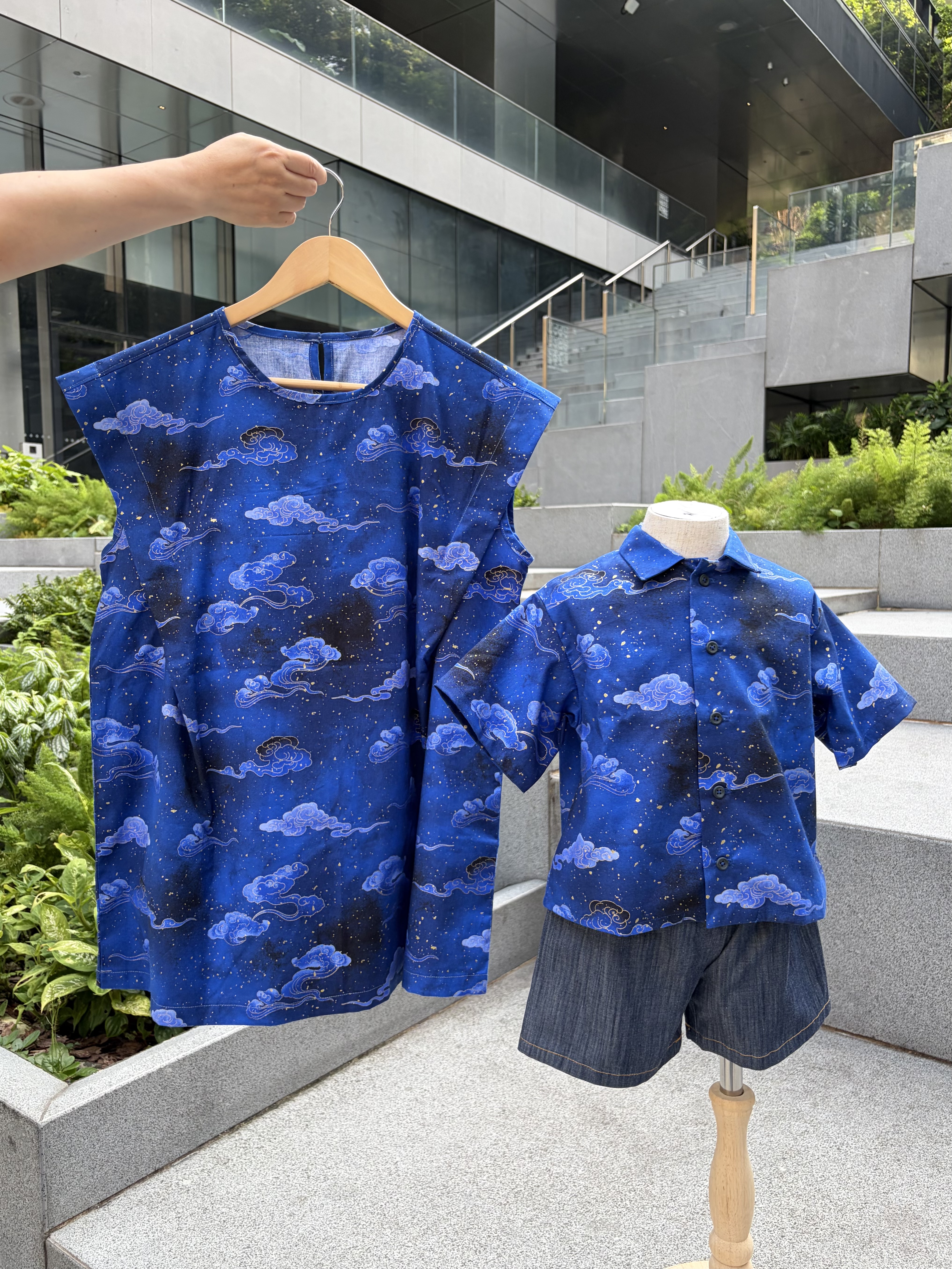 藍色金粉流雲親子組合（小童100碼 / 女裝S碼）